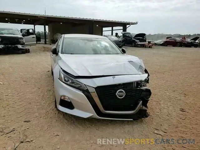 11 Photograph of a damaged car 1N4BL4CV5NN348701 NISSAN ALTIMA 2022