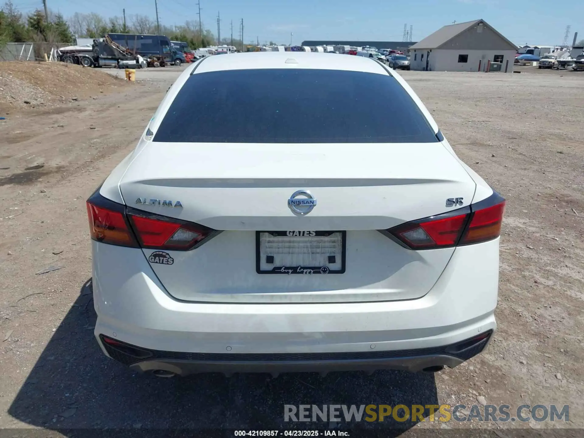 17 Photograph of a damaged car 1N4BL4CV5NN385375 NISSAN ALTIMA 2022