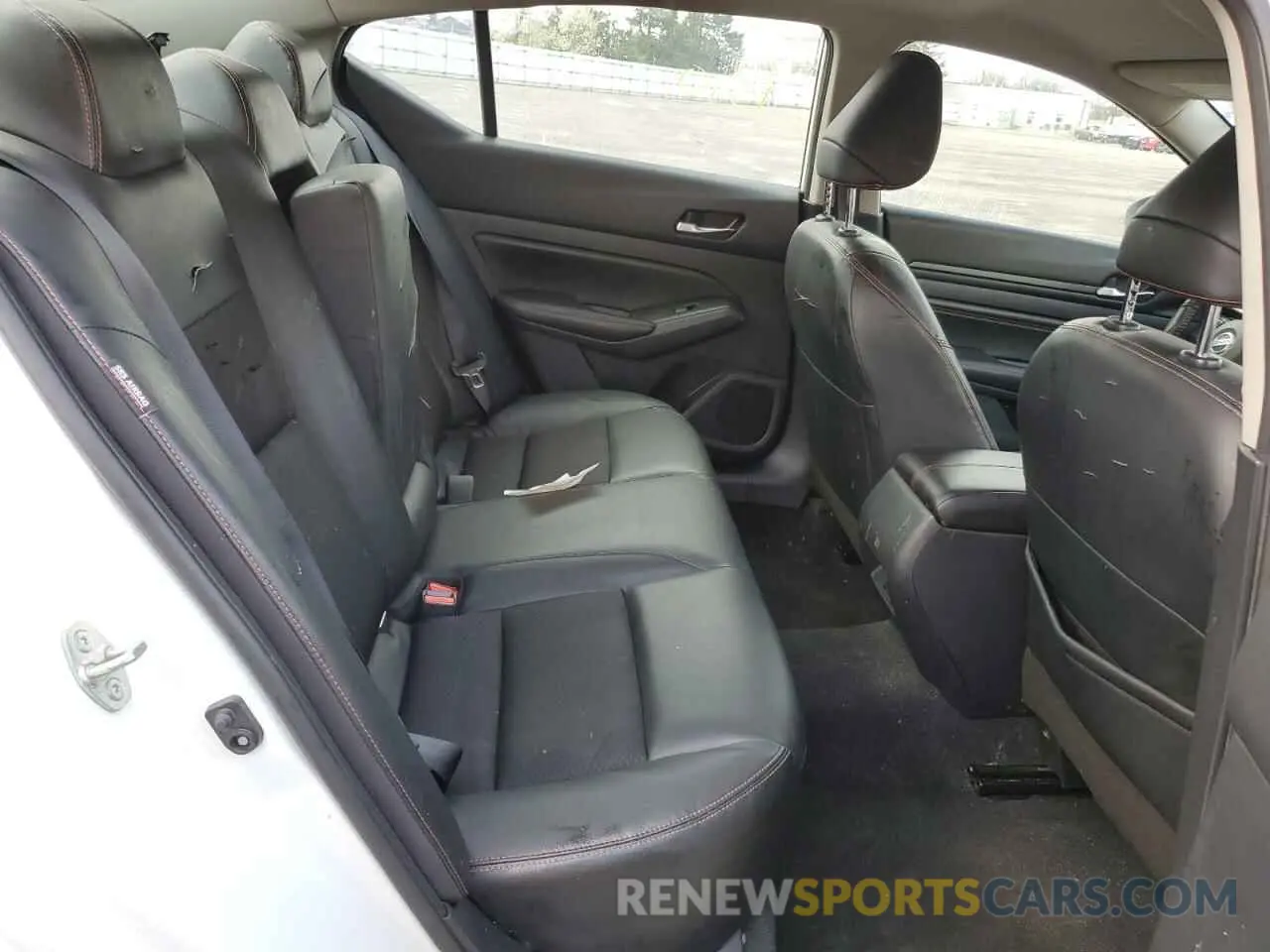 10 Photograph of a damaged car 1N4BL4CV5NN387806 NISSAN ALTIMA 2022