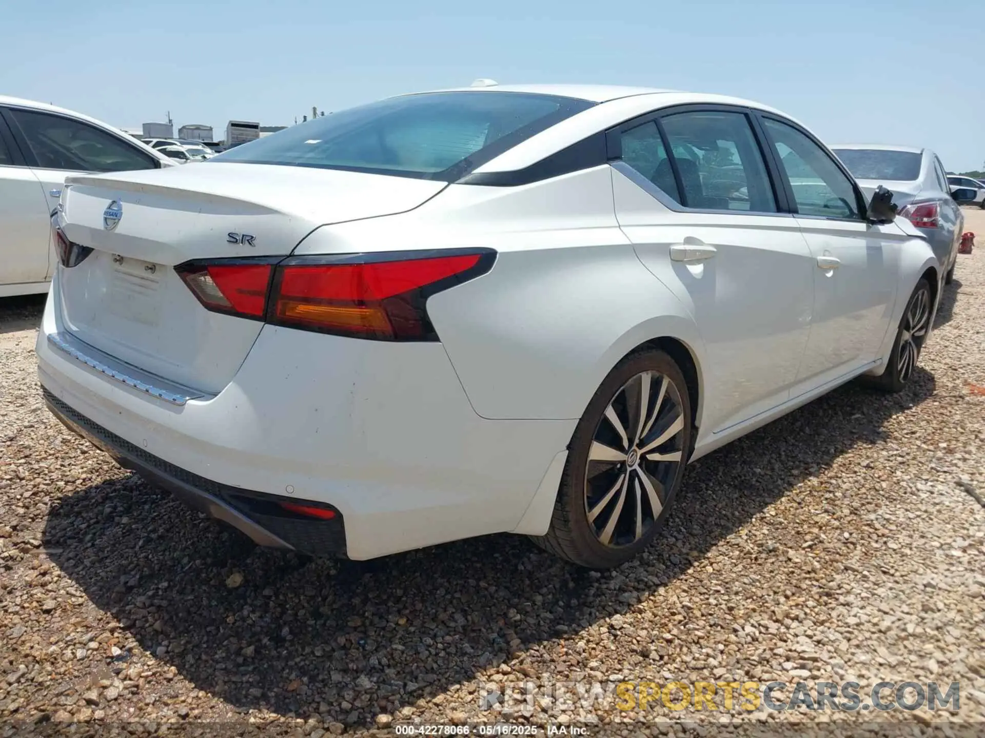4 Фотография поврежденного автомобиля 1N4BL4CV7NN366522 NISSAN ALTIMA 2022