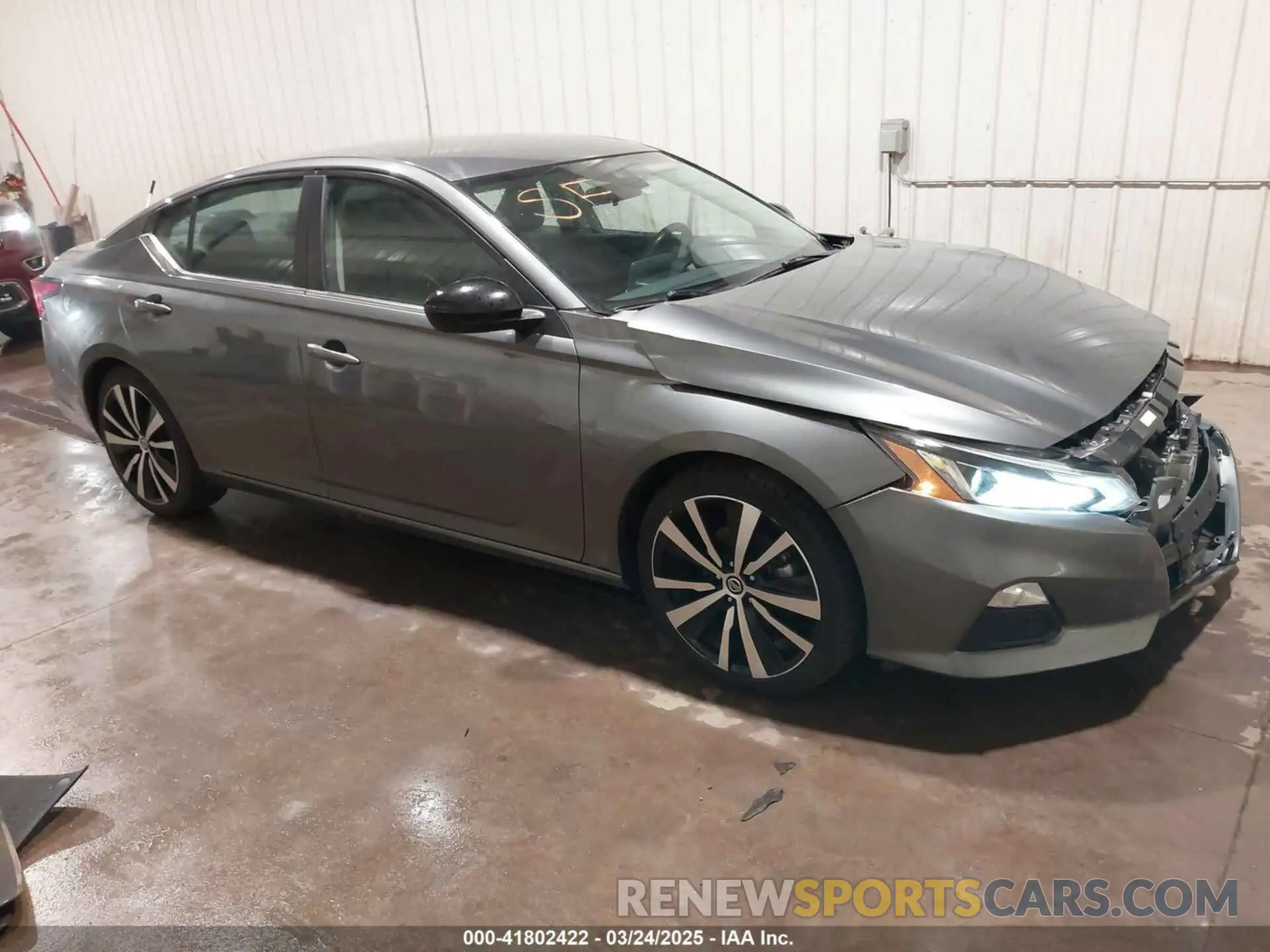 1 Photograph of a damaged car 1N4BL4CV8NN321539 NISSAN ALTIMA 2022