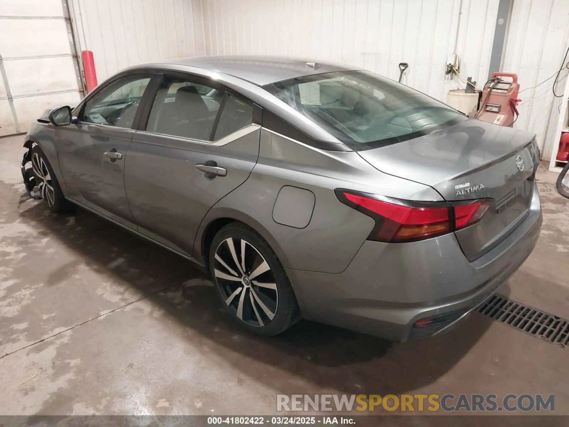 3 Photograph of a damaged car 1N4BL4CV8NN321539 NISSAN ALTIMA 2022