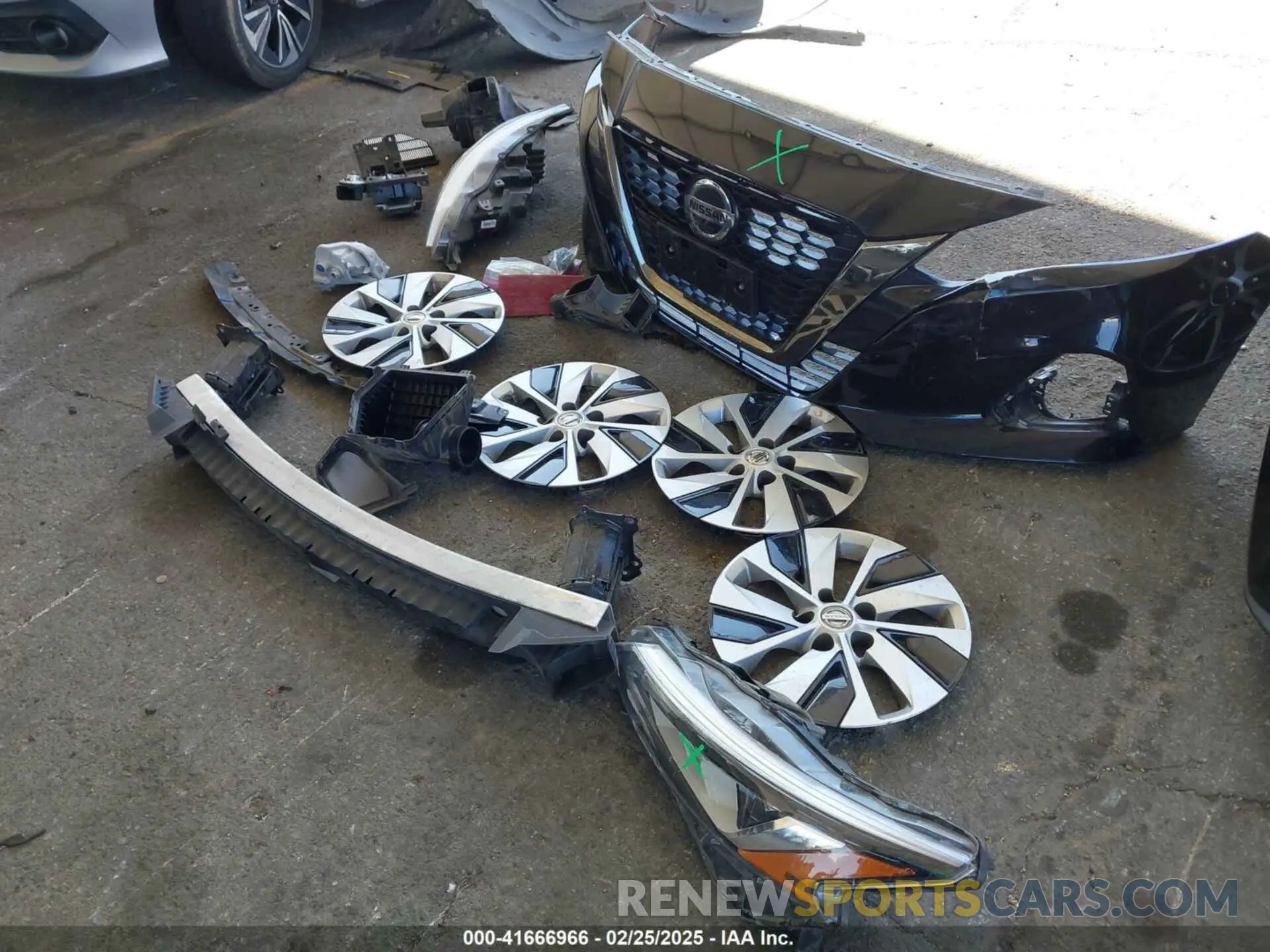 12 Photograph of a damaged car 1N4BL4CV8NN354878 NISSAN ALTIMA 2022