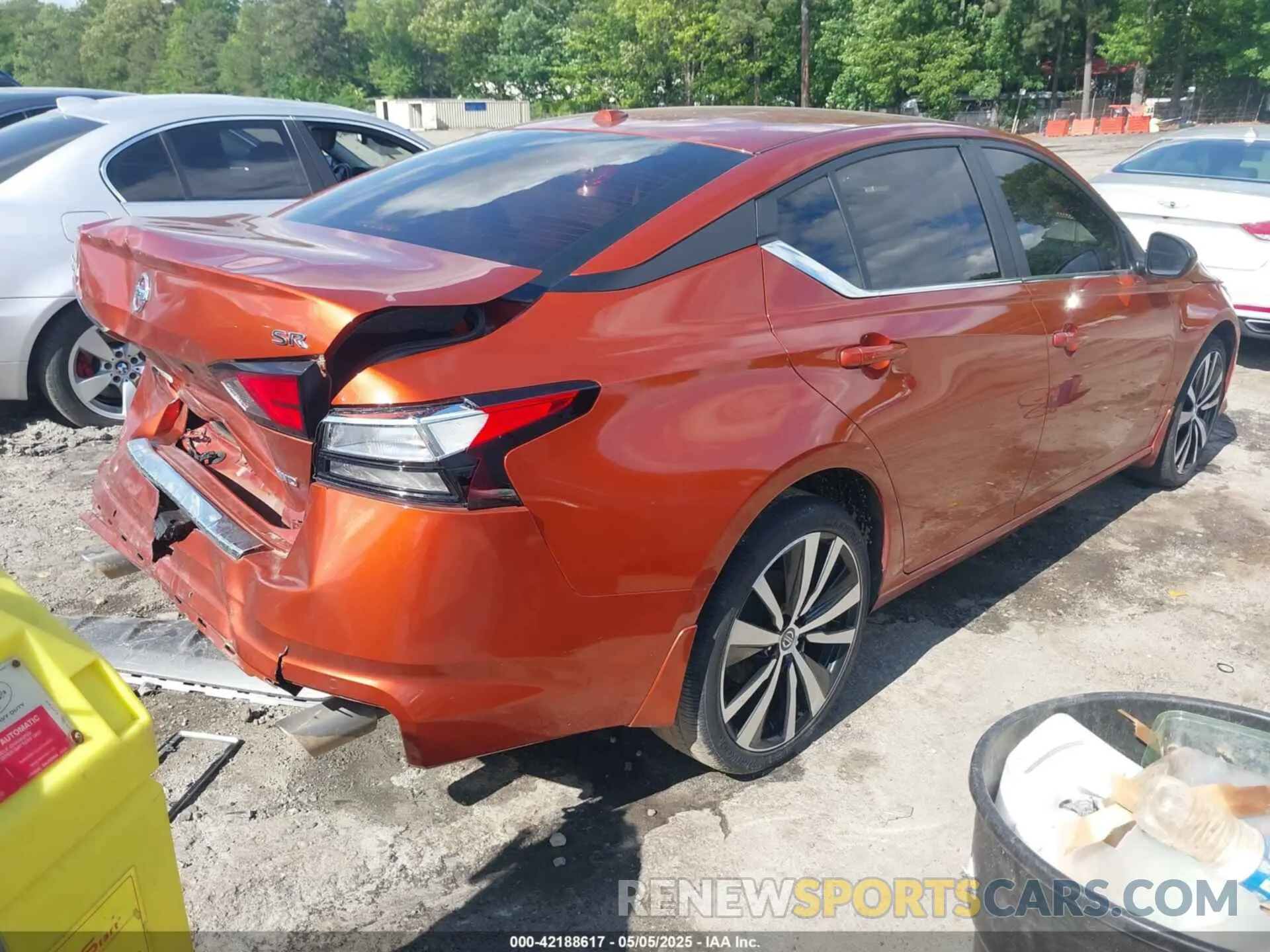 4 Photograph of a damaged car 1N4BL4CW6NN410342 NISSAN ALTIMA 2022