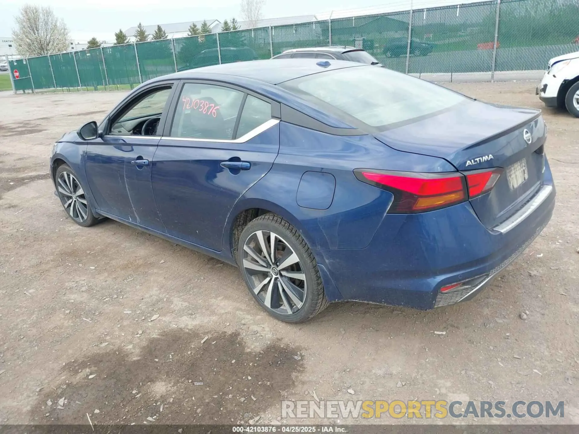3 Фотография поврежденного автомобиля 1N4BL4CW8NN415574 NISSAN ALTIMA 2022