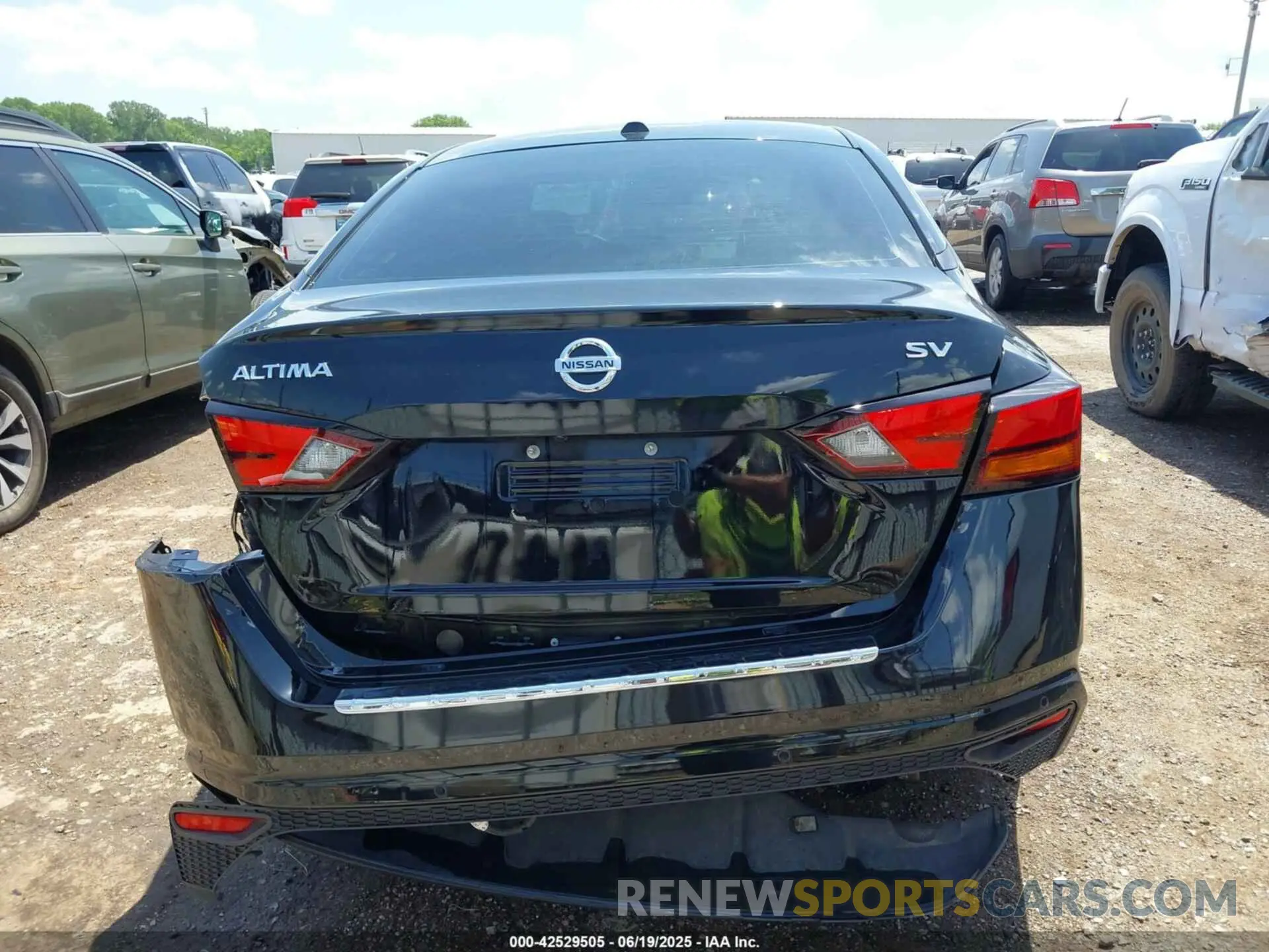 17 Фотография поврежденного автомобиля 1N4BL4DV0NN303678 NISSAN ALTIMA 2022