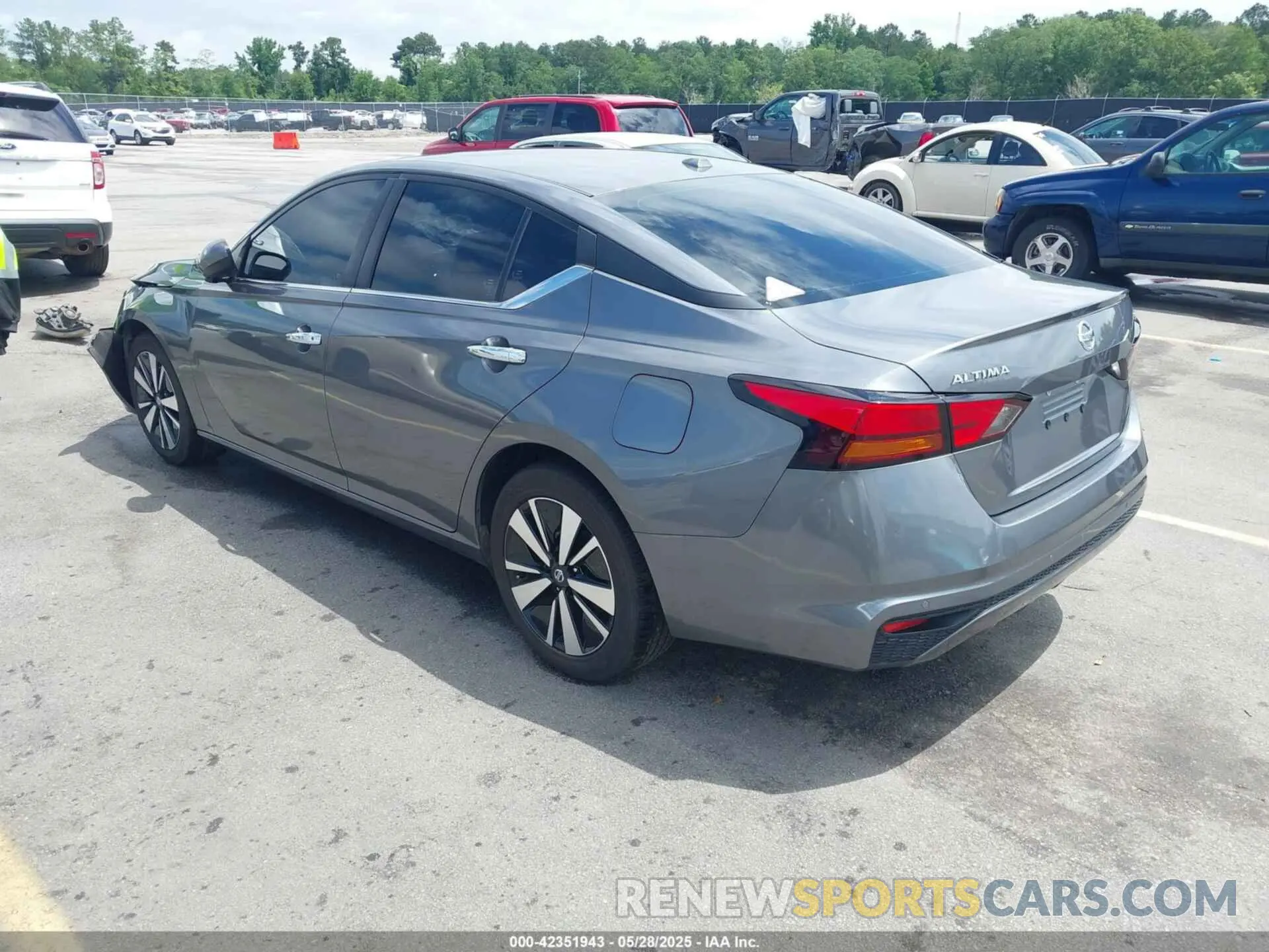 3 Photograph of a damaged car 1N4BL4DV0NN317600 NISSAN ALTIMA 2022