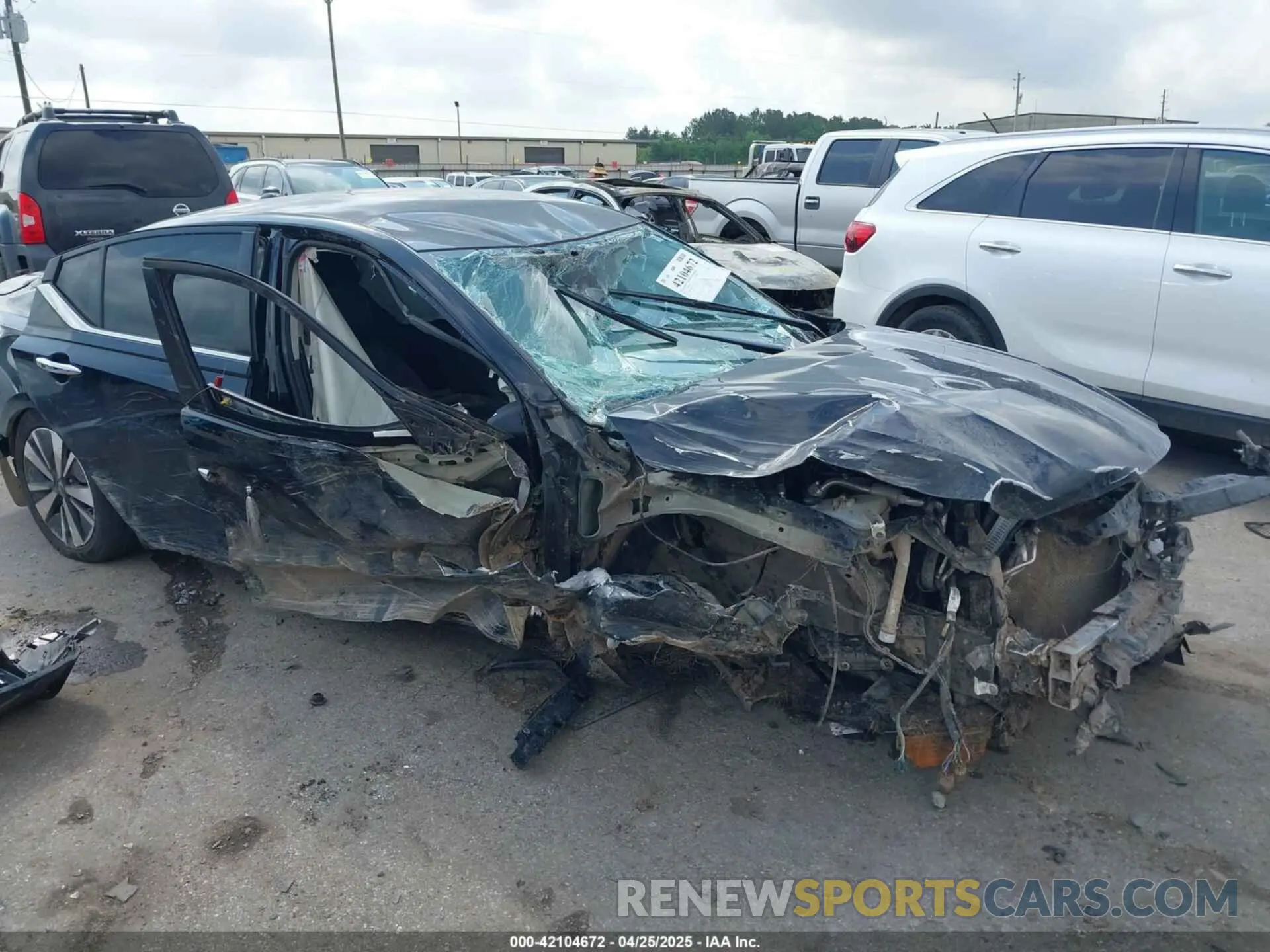 1 Photograph of a damaged car 1N4BL4DV2NN361629 NISSAN ALTIMA 2022