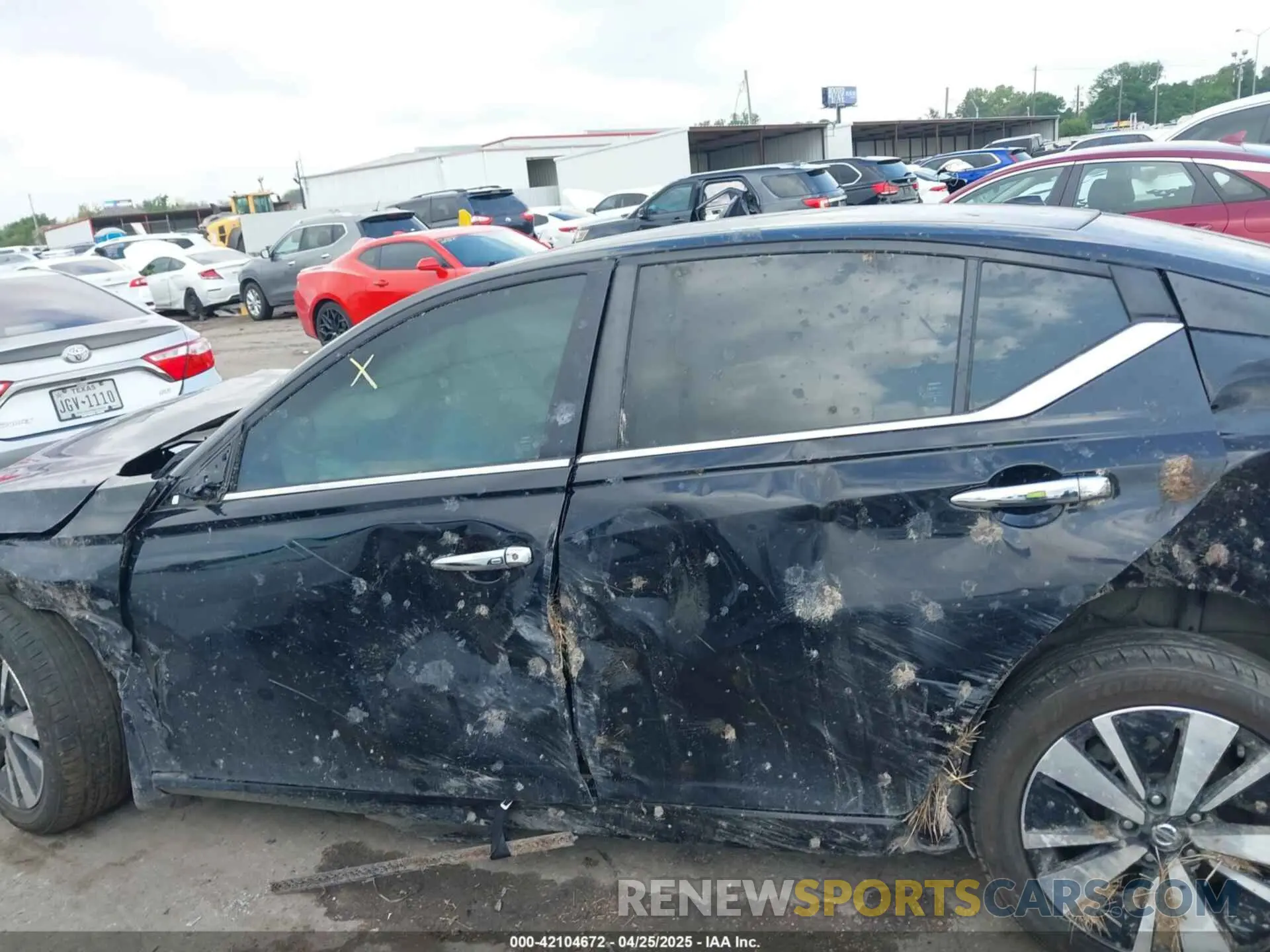 13 Photograph of a damaged car 1N4BL4DV2NN361629 NISSAN ALTIMA 2022
