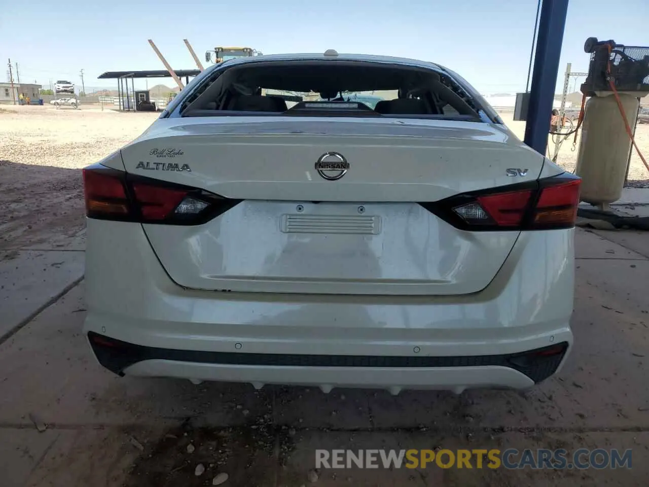 6 Photograph of a damaged car 1N4BL4DV3NN373594 NISSAN ALTIMA 2022