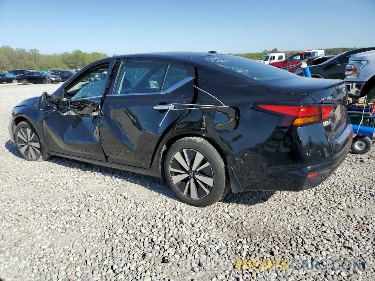 2 Photograph of a damaged car 1N4BL4DV3NN415150 NISSAN ALTIMA 2022