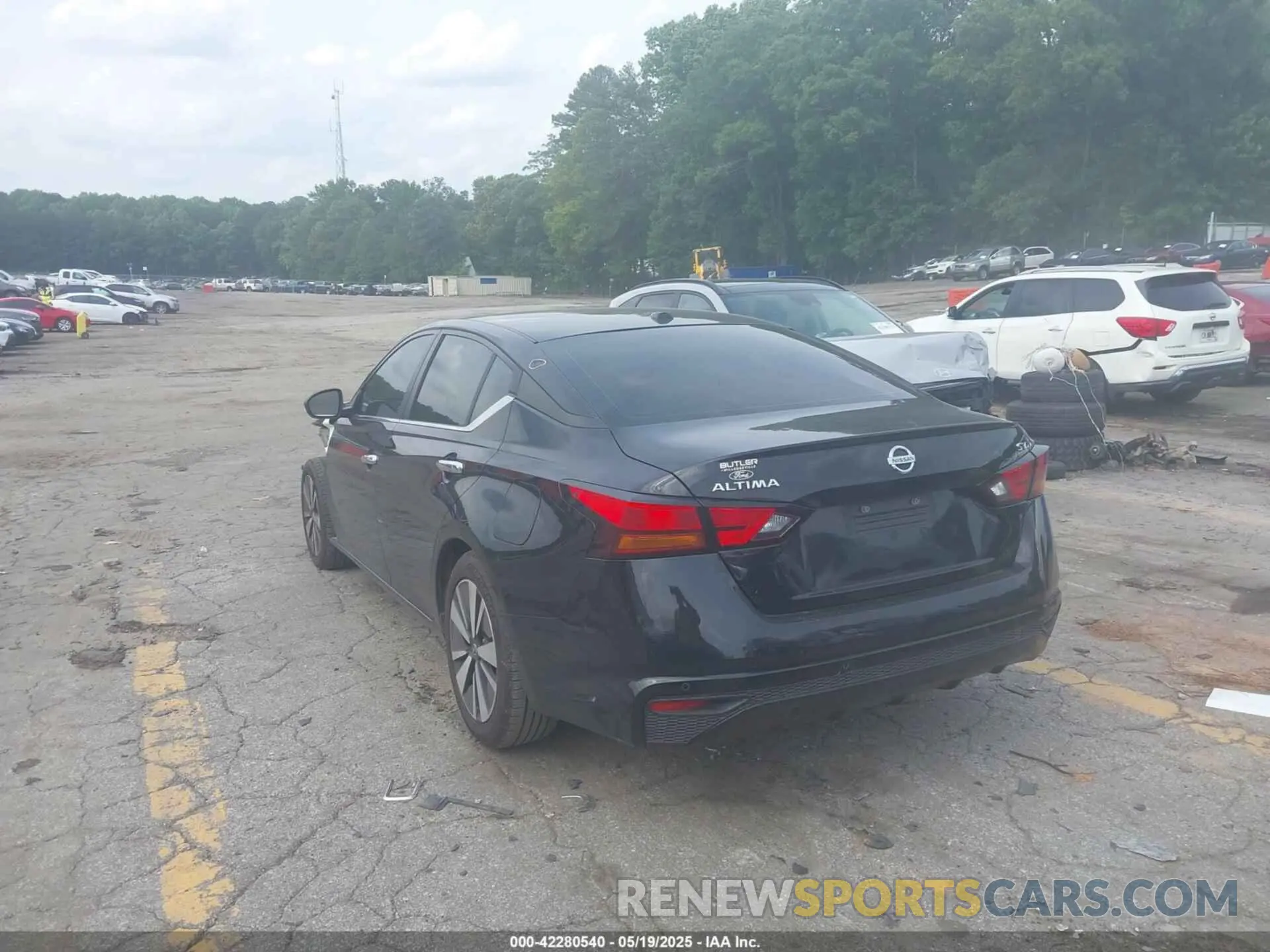 3 Photograph of a damaged car 1N4BL4DV4NN313632 NISSAN ALTIMA 2022