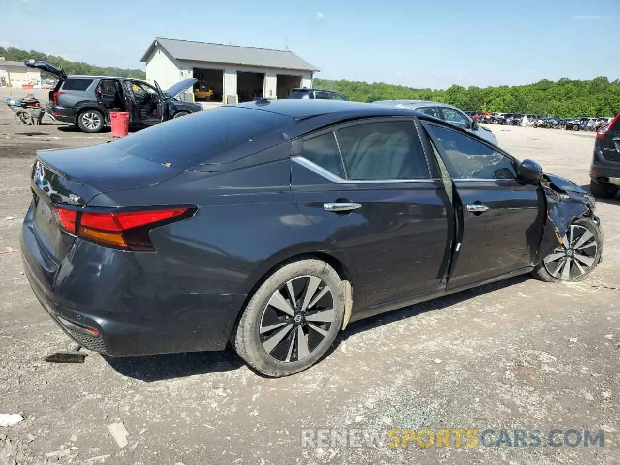3 Фотография поврежденного автомобиля 1N4BL4DV5NN403887 NISSAN ALTIMA 2022