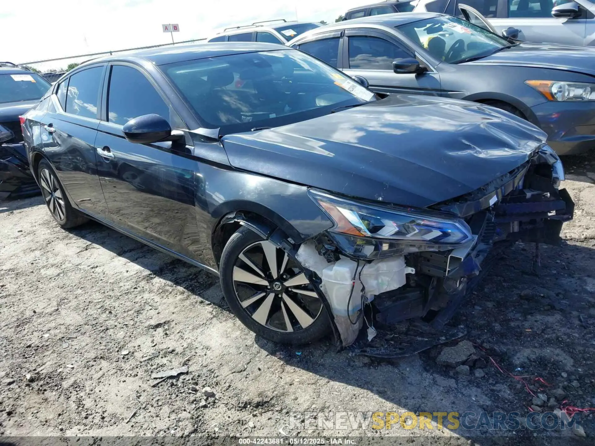 1 Photograph of a damaged car 1N4BL4DV6NN300851 NISSAN ALTIMA 2022