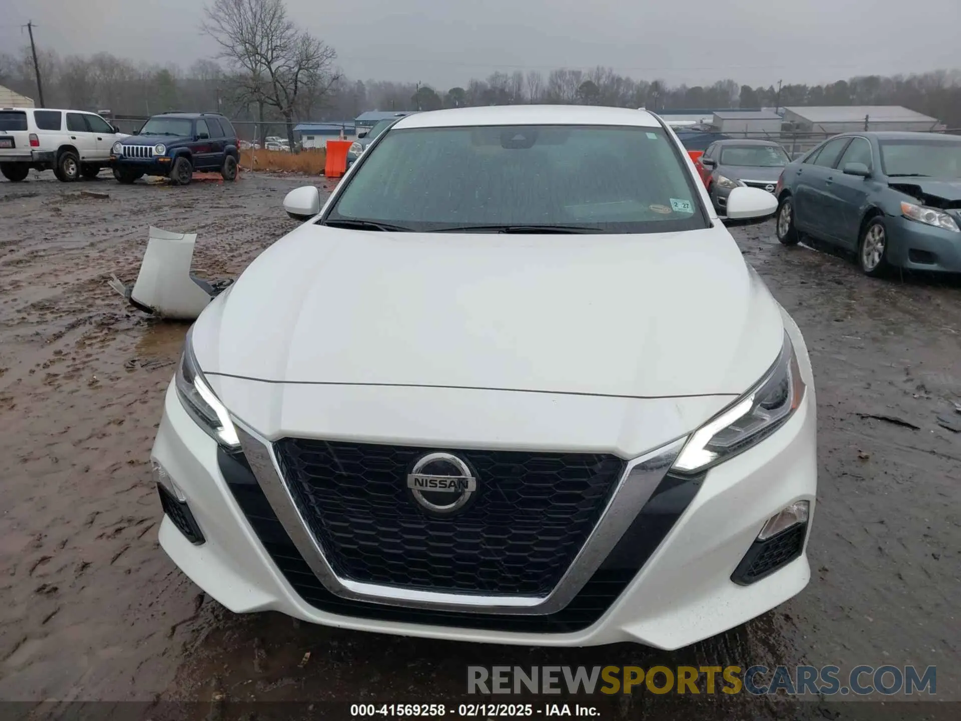 13 Photograph of a damaged car 1N4BL4DV6NN329735 NISSAN ALTIMA 2022