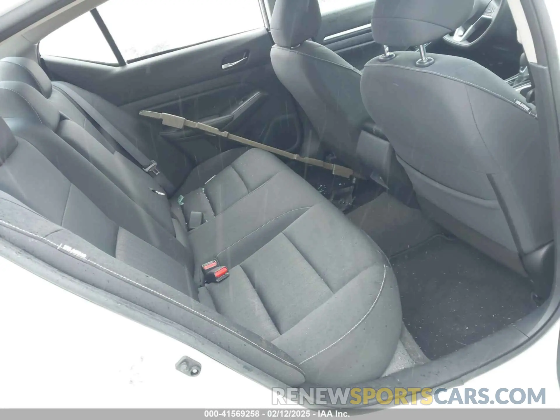 8 Photograph of a damaged car 1N4BL4DV6NN329735 NISSAN ALTIMA 2022