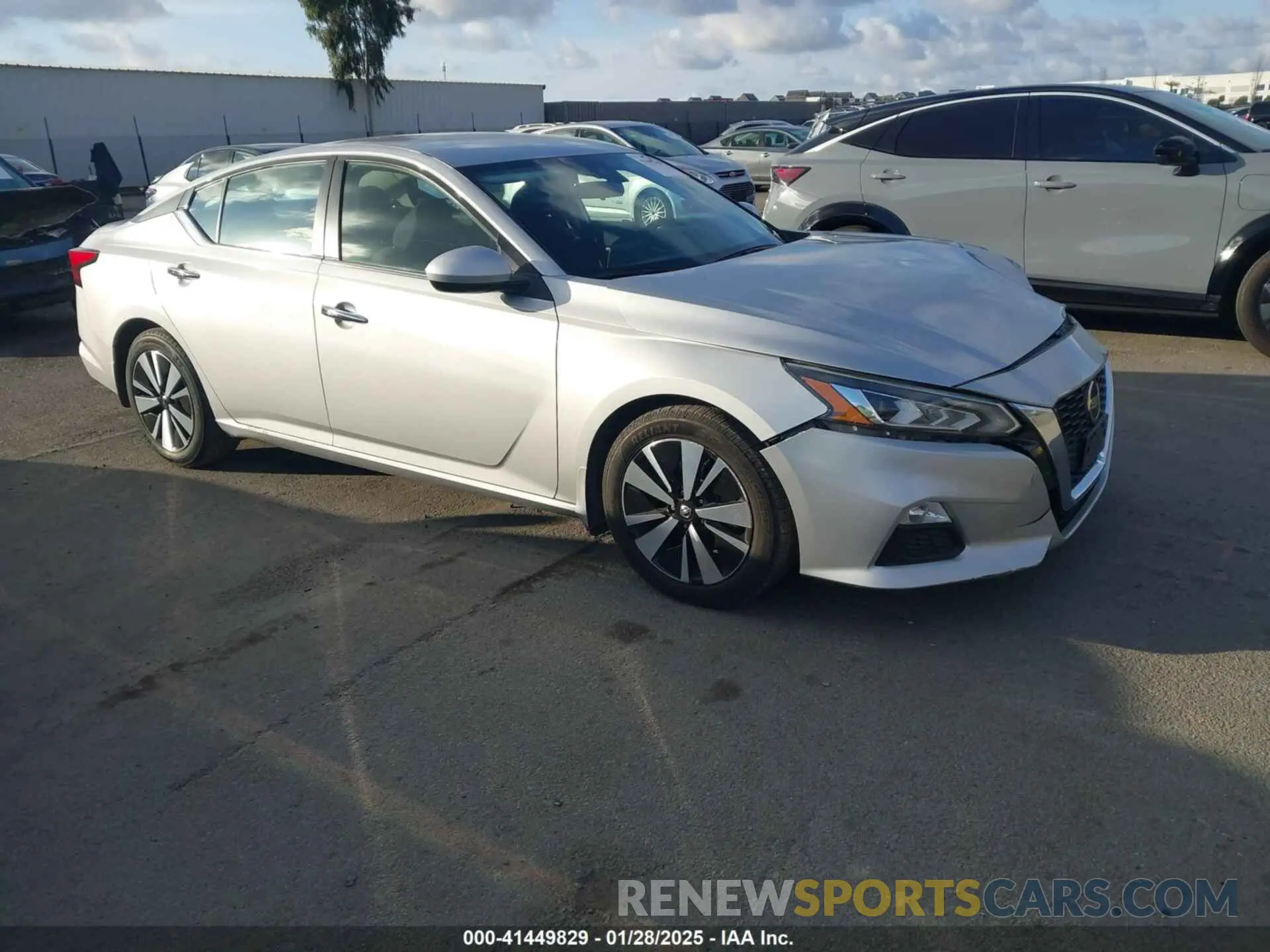 1 Фотография поврежденного автомобиля 1N4BL4DV6NN374898 NISSAN ALTIMA 2022