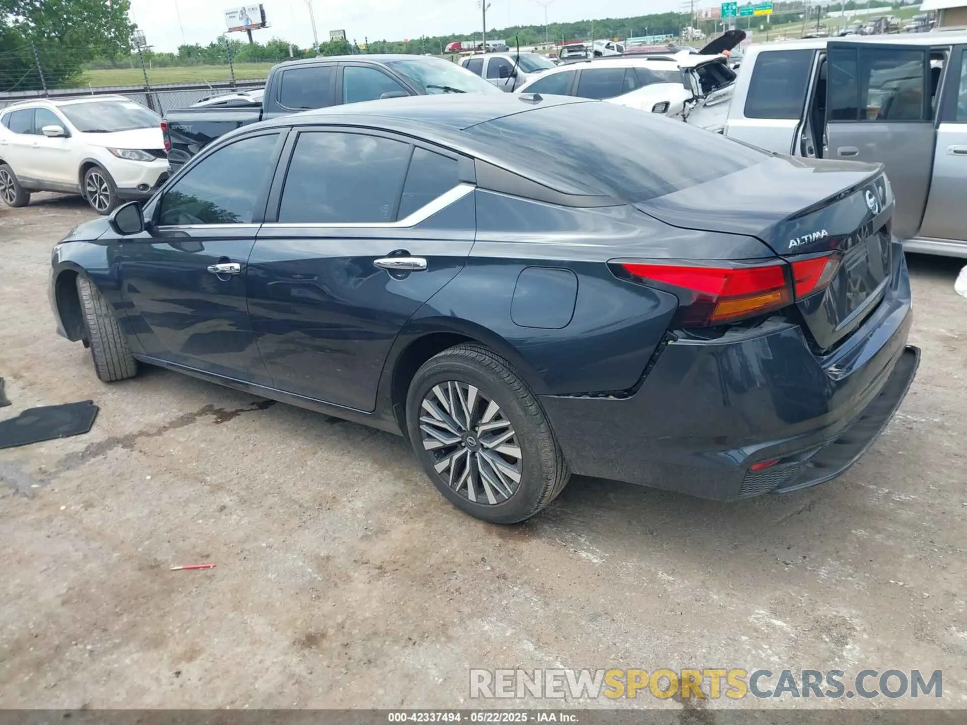 3 Фотография поврежденного автомобиля 1N4BL4DV6NN386243 NISSAN ALTIMA 2022