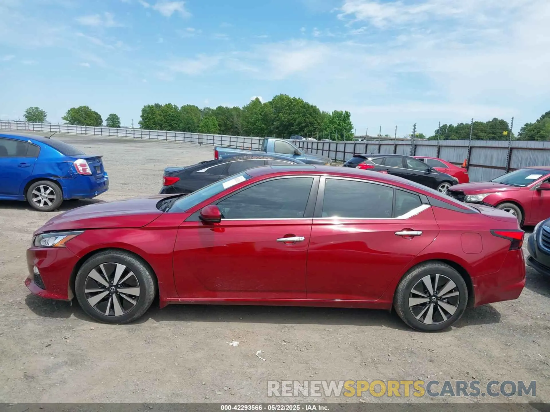 14 Photograph of a damaged car 1N4BL4DV6NN409911 NISSAN ALTIMA 2022