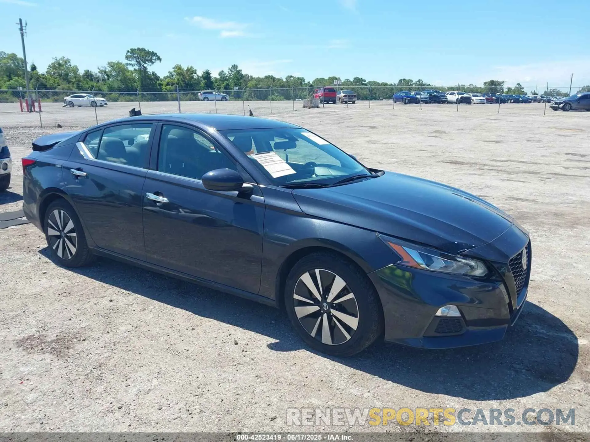 1 Photograph of a damaged car 1N4BL4DV7NN325015 NISSAN ALTIMA 2022