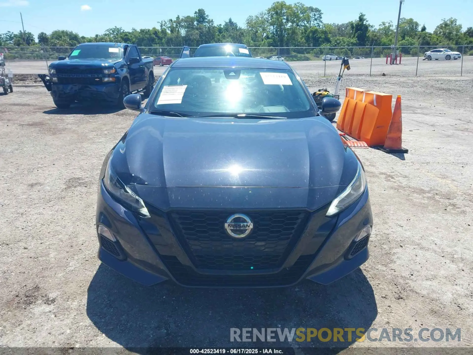 12 Photograph of a damaged car 1N4BL4DV7NN325015 NISSAN ALTIMA 2022