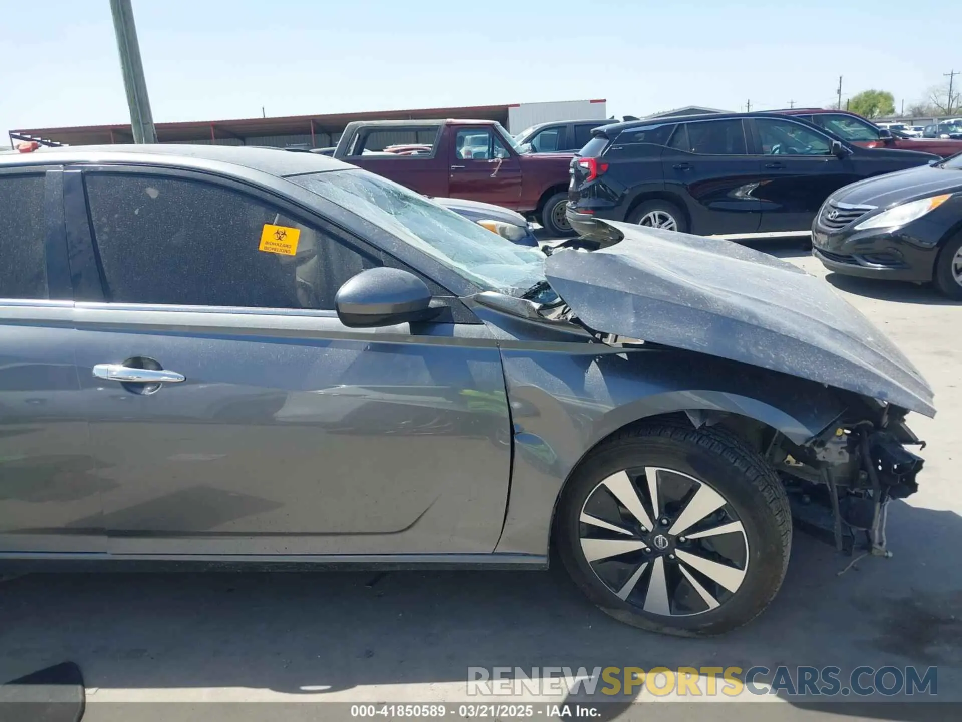14 Photograph of a damaged car 1N4BL4DV8NN381738 NISSAN ALTIMA 2022