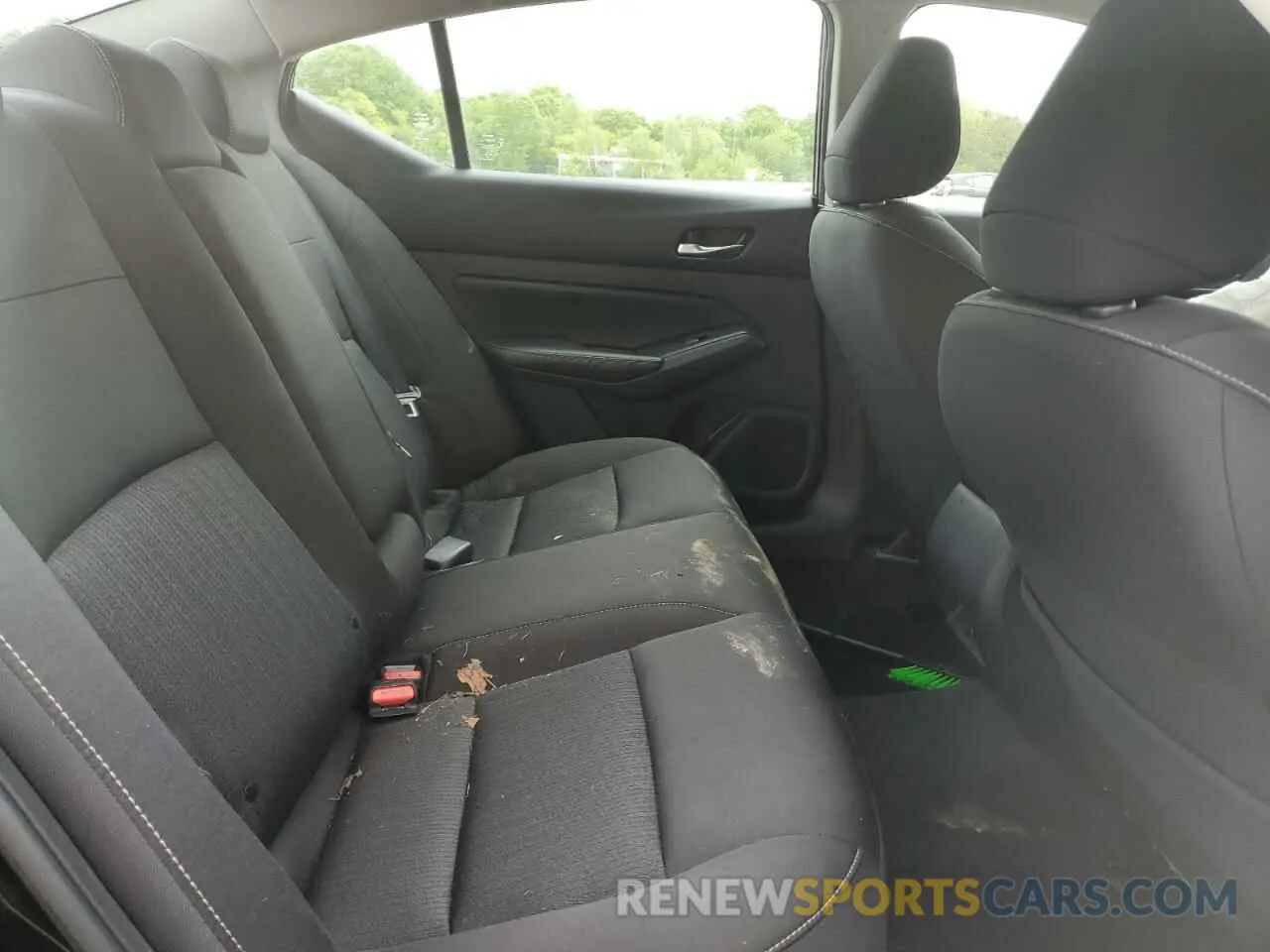 11 Photograph of a damaged car 1N4BL4DV8NN382324 NISSAN ALTIMA 2022