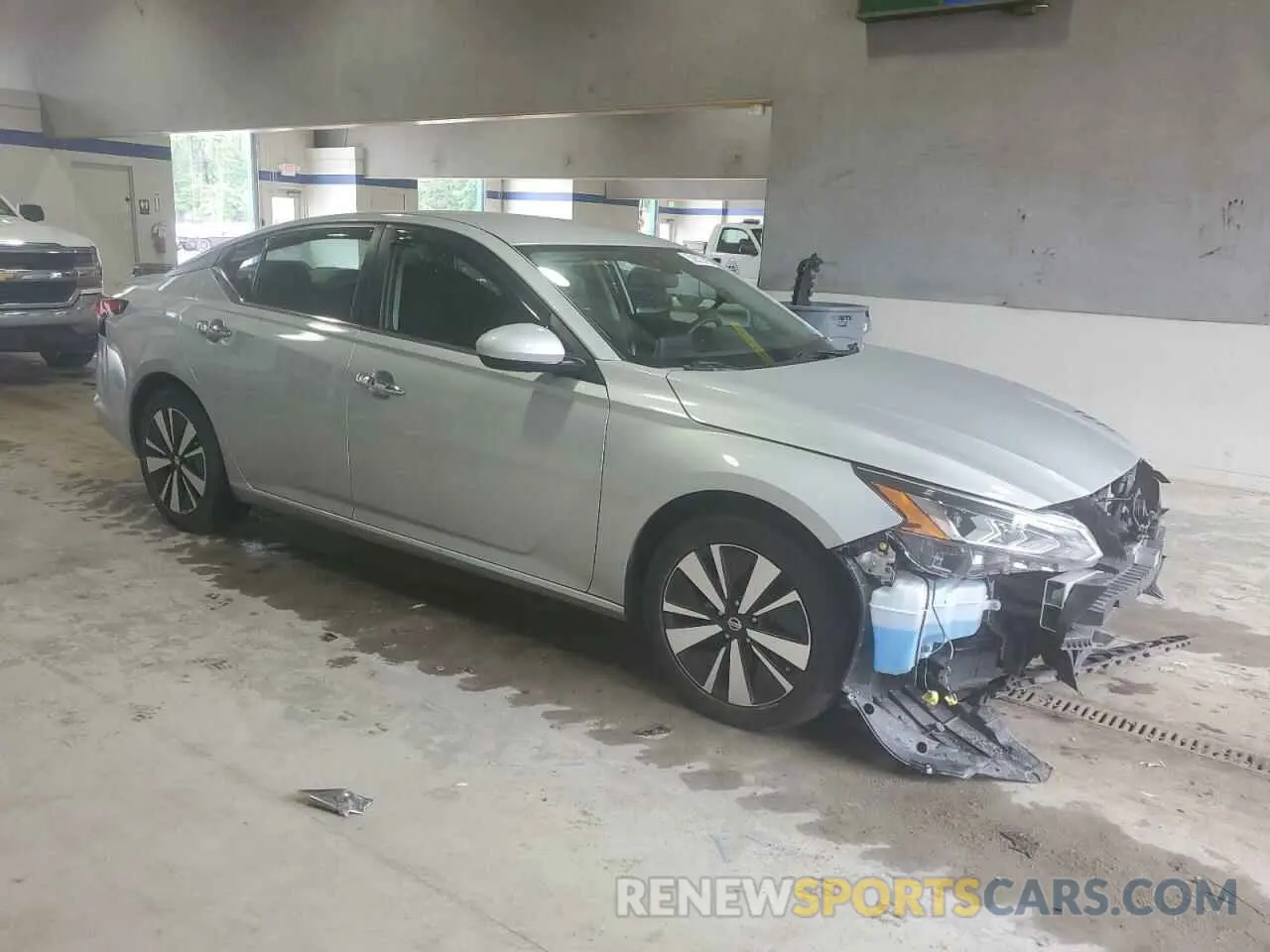 4 Photograph of a damaged car 1N4BL4DV8NN424510 NISSAN ALTIMA 2022
