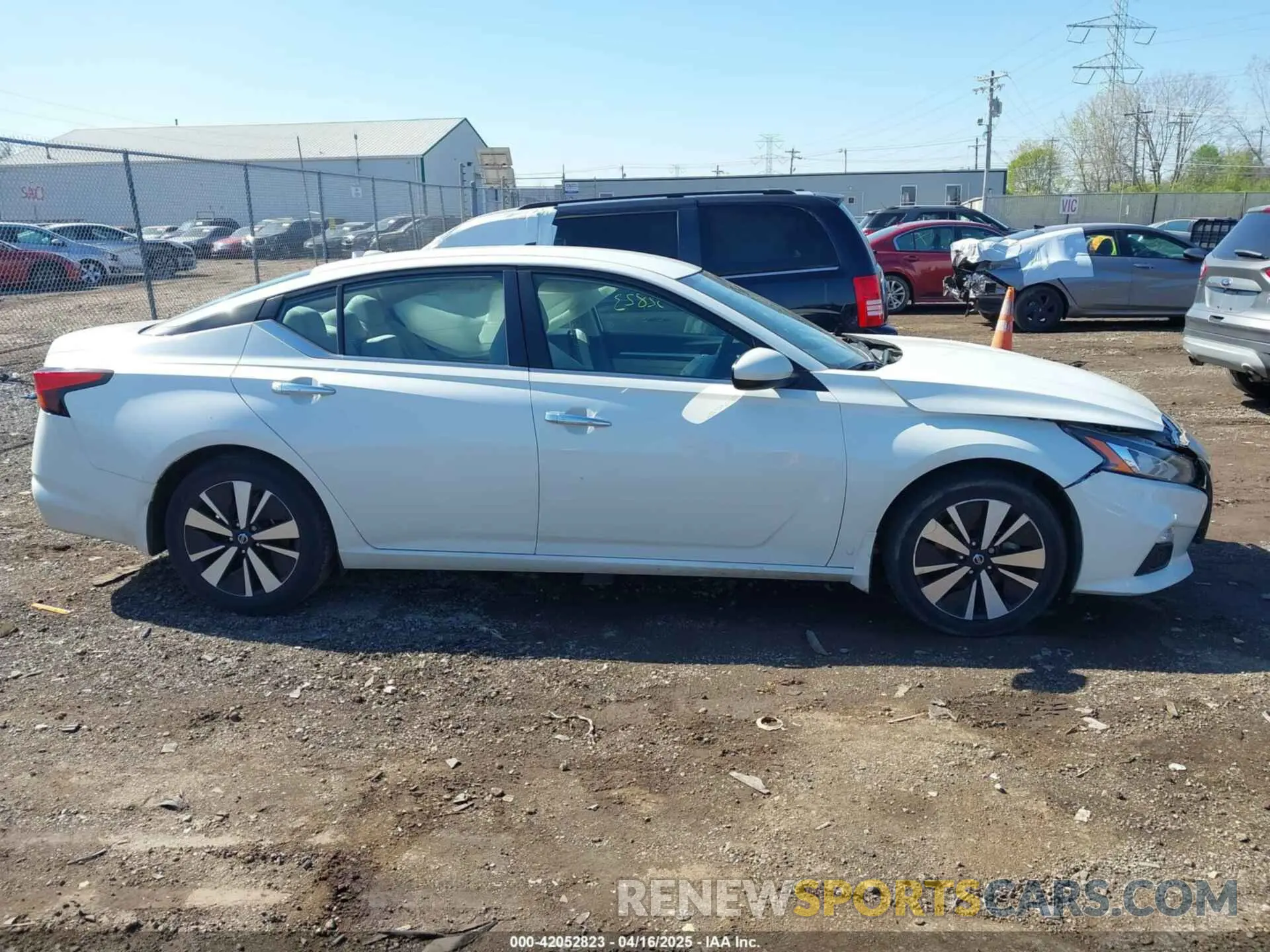 14 Photograph of a damaged car 1N4BL4DV9NN339529 NISSAN ALTIMA 2022