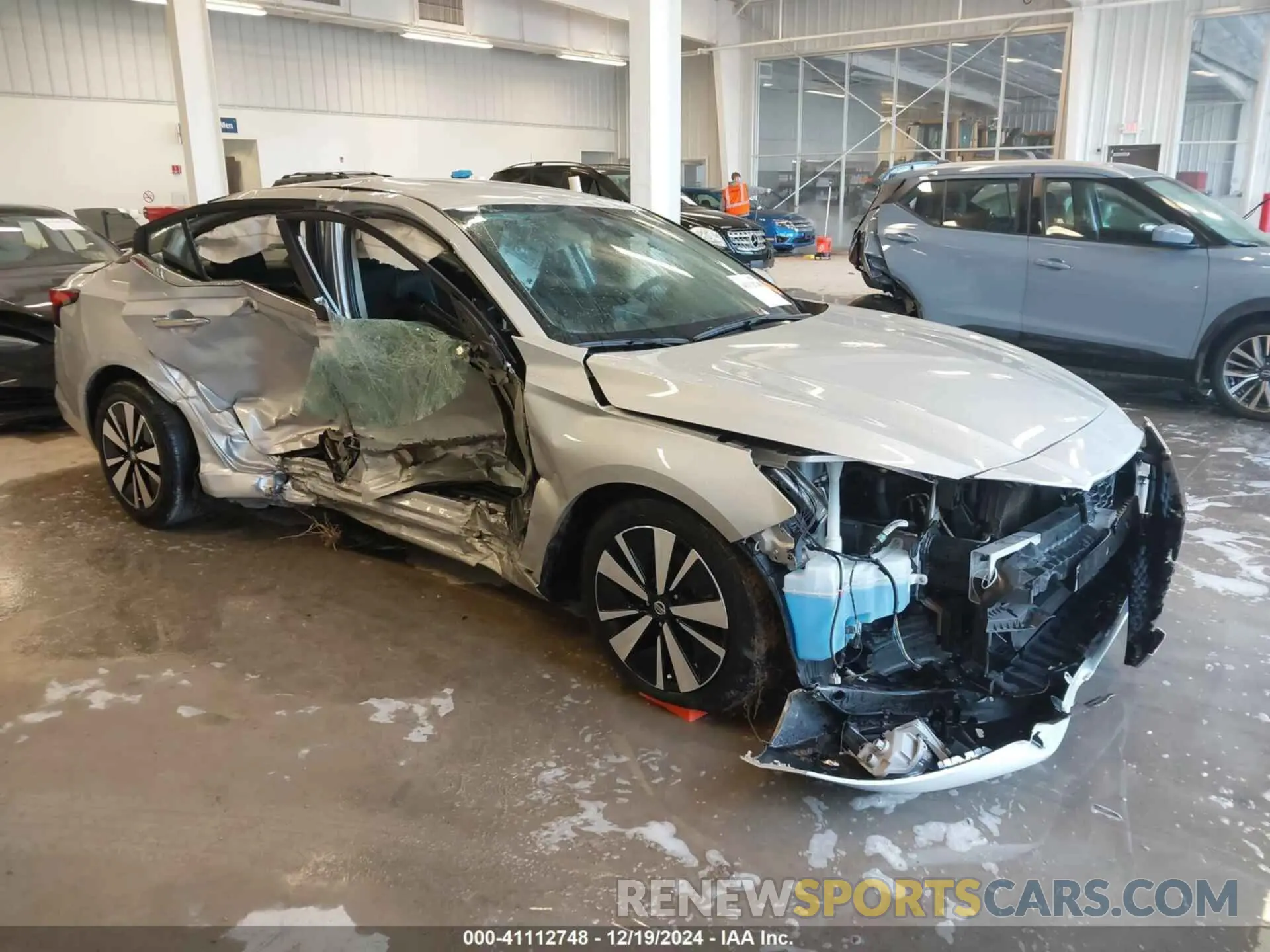 1 Фотография поврежденного автомобиля 1N4BL4DV9NN352118 NISSAN ALTIMA 2022