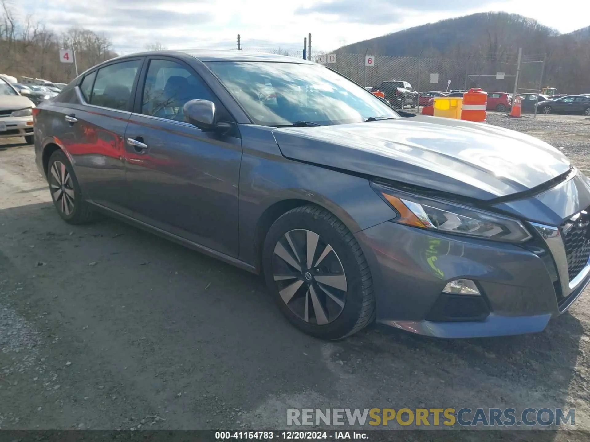 1 Photograph of a damaged car 1N4BL4DV9NN369369 NISSAN ALTIMA 2022