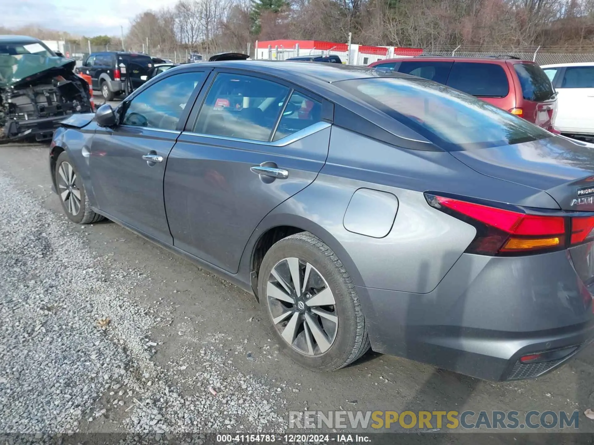3 Photograph of a damaged car 1N4BL4DV9NN369369 NISSAN ALTIMA 2022