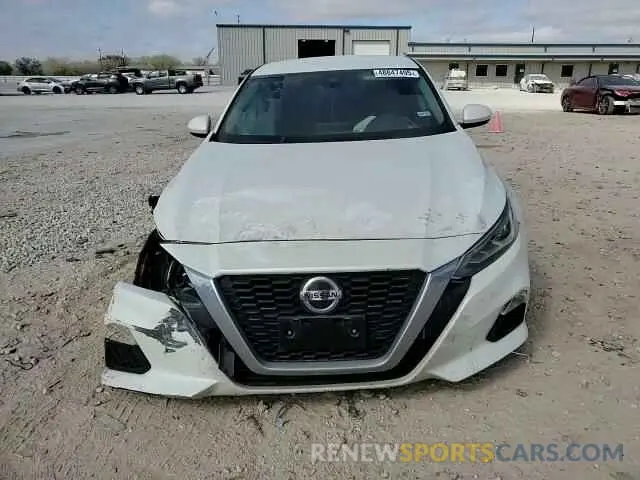 11 Photograph of a damaged car 1N4BL4DV9NN392134 NISSAN ALTIMA 2022