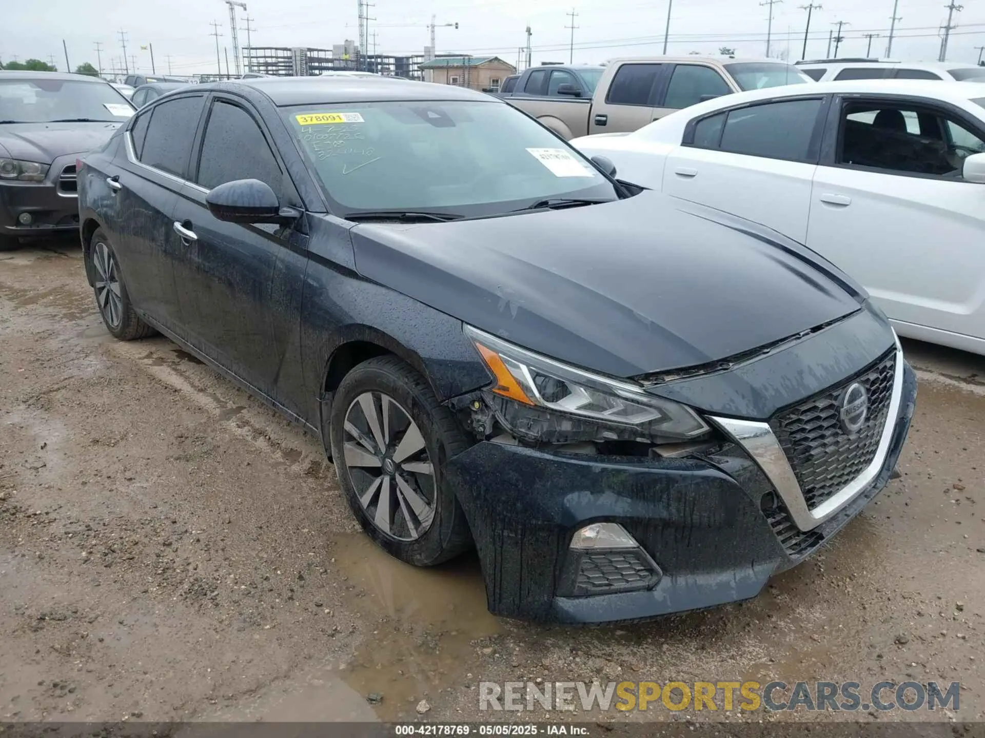 1 Фотография поврежденного автомобиля 1N4BL4DVXNN324148 NISSAN ALTIMA 2022