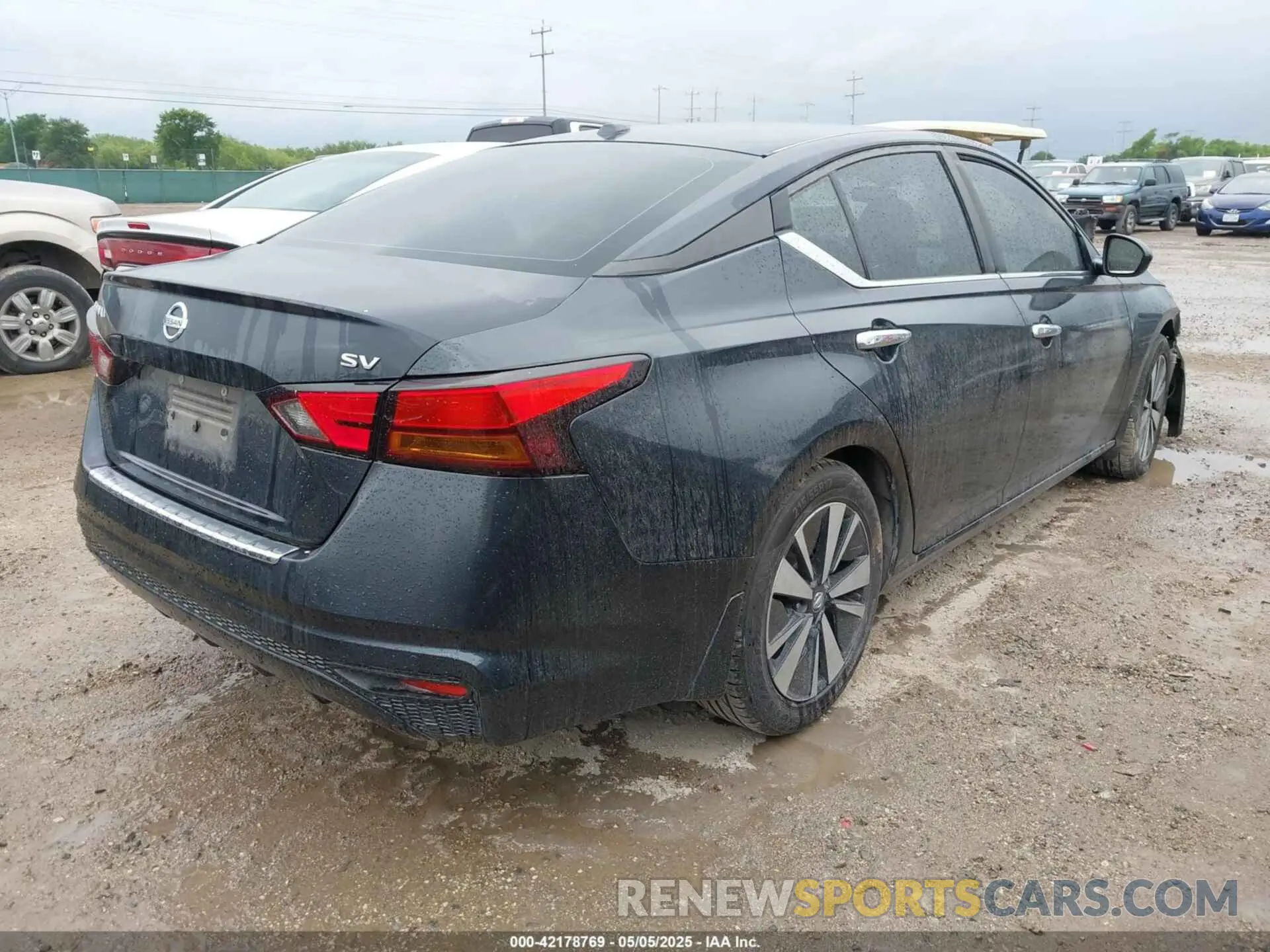 4 Фотография поврежденного автомобиля 1N4BL4DVXNN324148 NISSAN ALTIMA 2022