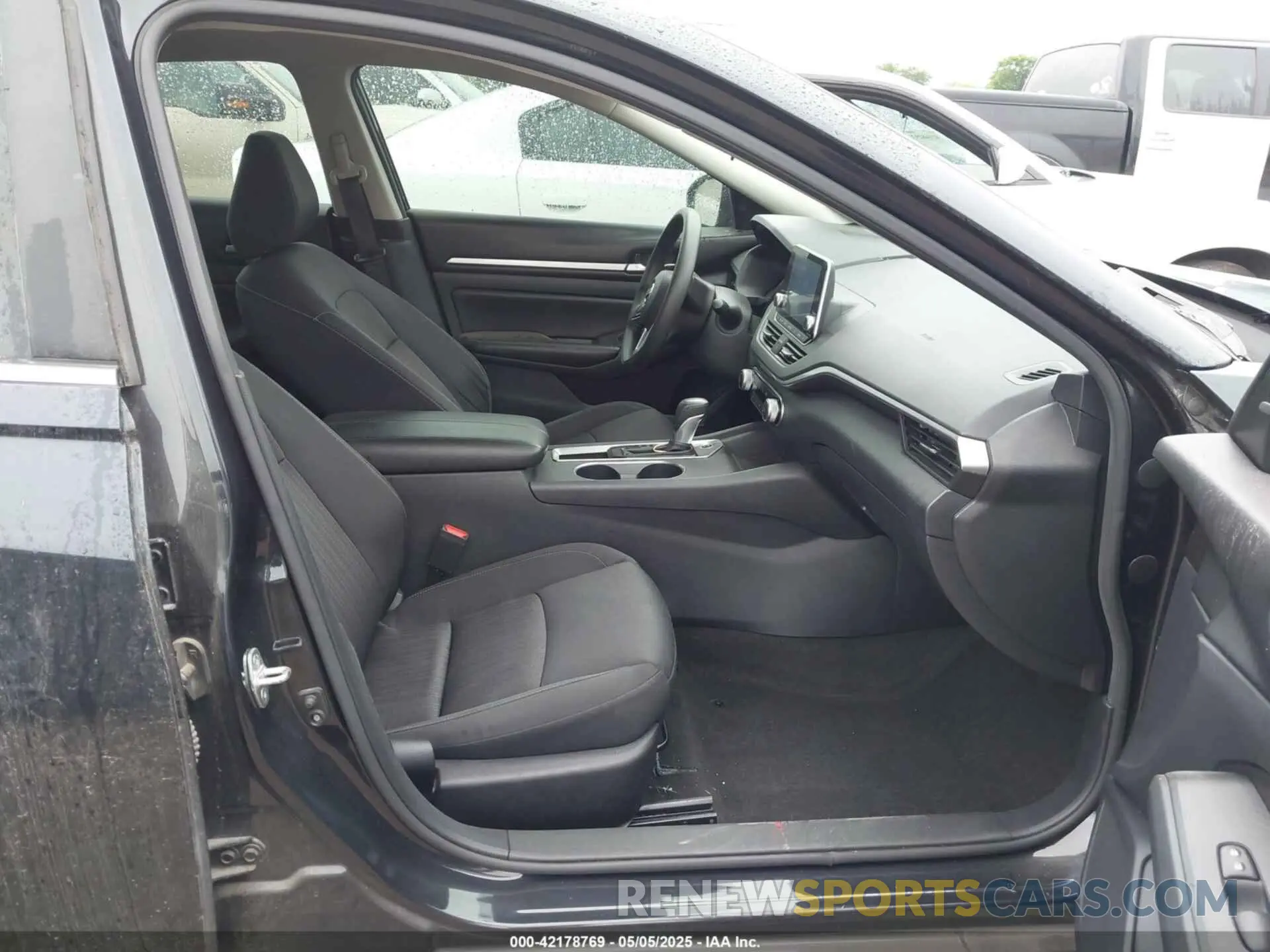 5 Фотография поврежденного автомобиля 1N4BL4DVXNN324148 NISSAN ALTIMA 2022