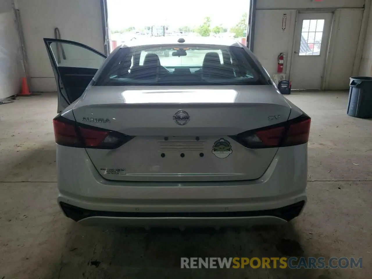 6 Photograph of a damaged car 1N4BL4DVXNN371034 NISSAN ALTIMA 2022
