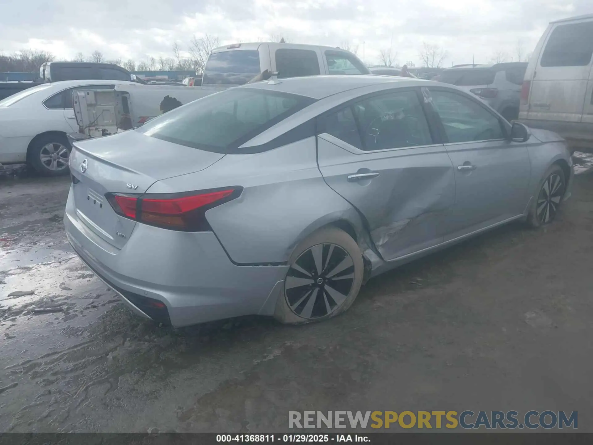 4 Photograph of a damaged car 1N4BL4DW0NN332896 NISSAN ALTIMA 2022