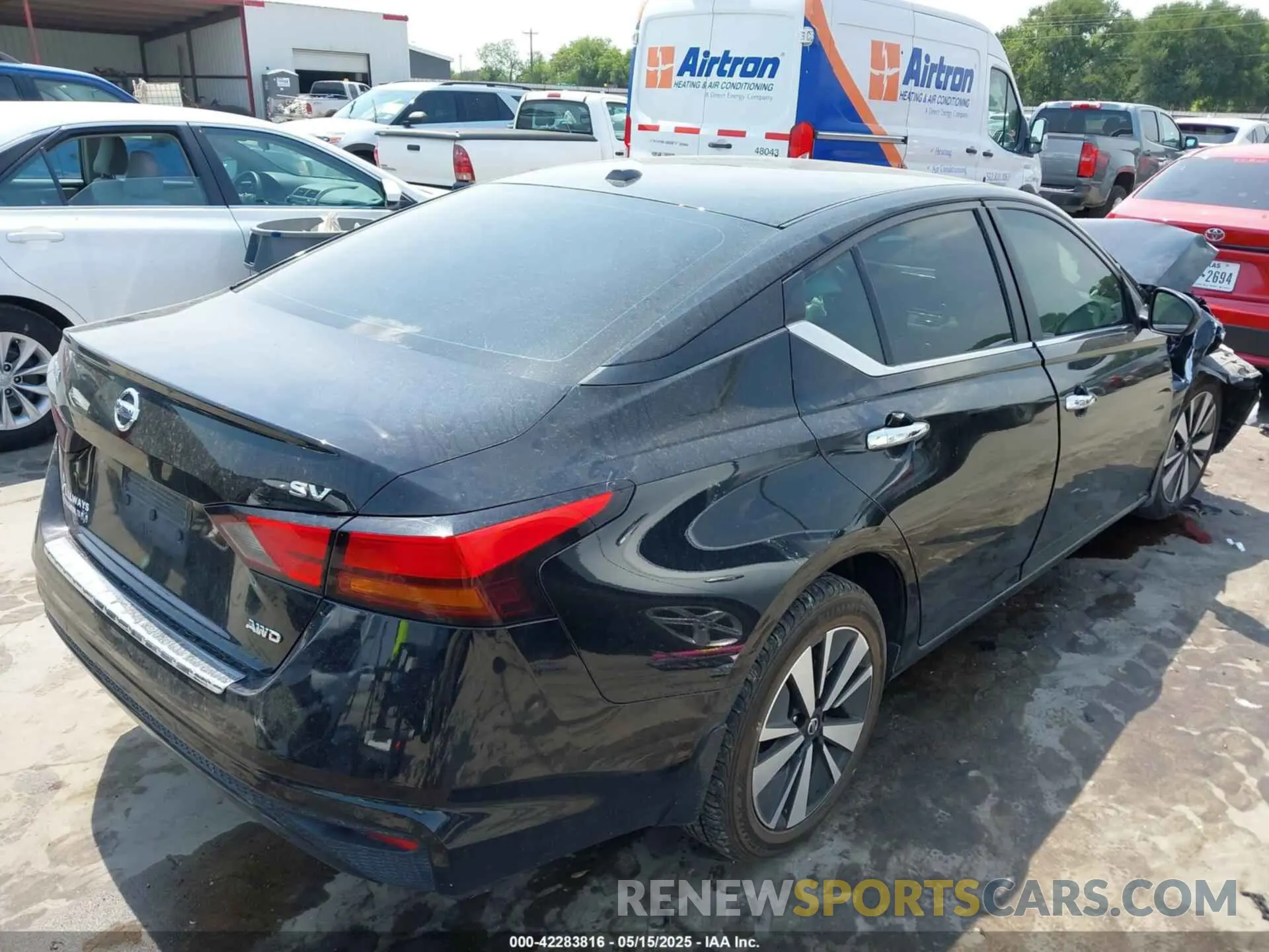 4 Фотография поврежденного автомобиля 1N4BL4DW1NN301009 NISSAN ALTIMA 2022