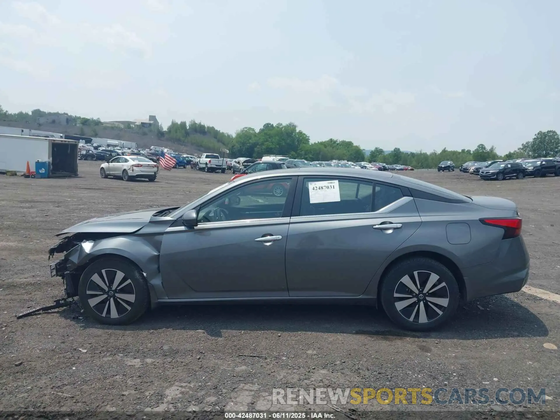 14 Photograph of a damaged car 1N4BL4DW6NN354868 NISSAN ALTIMA 2022