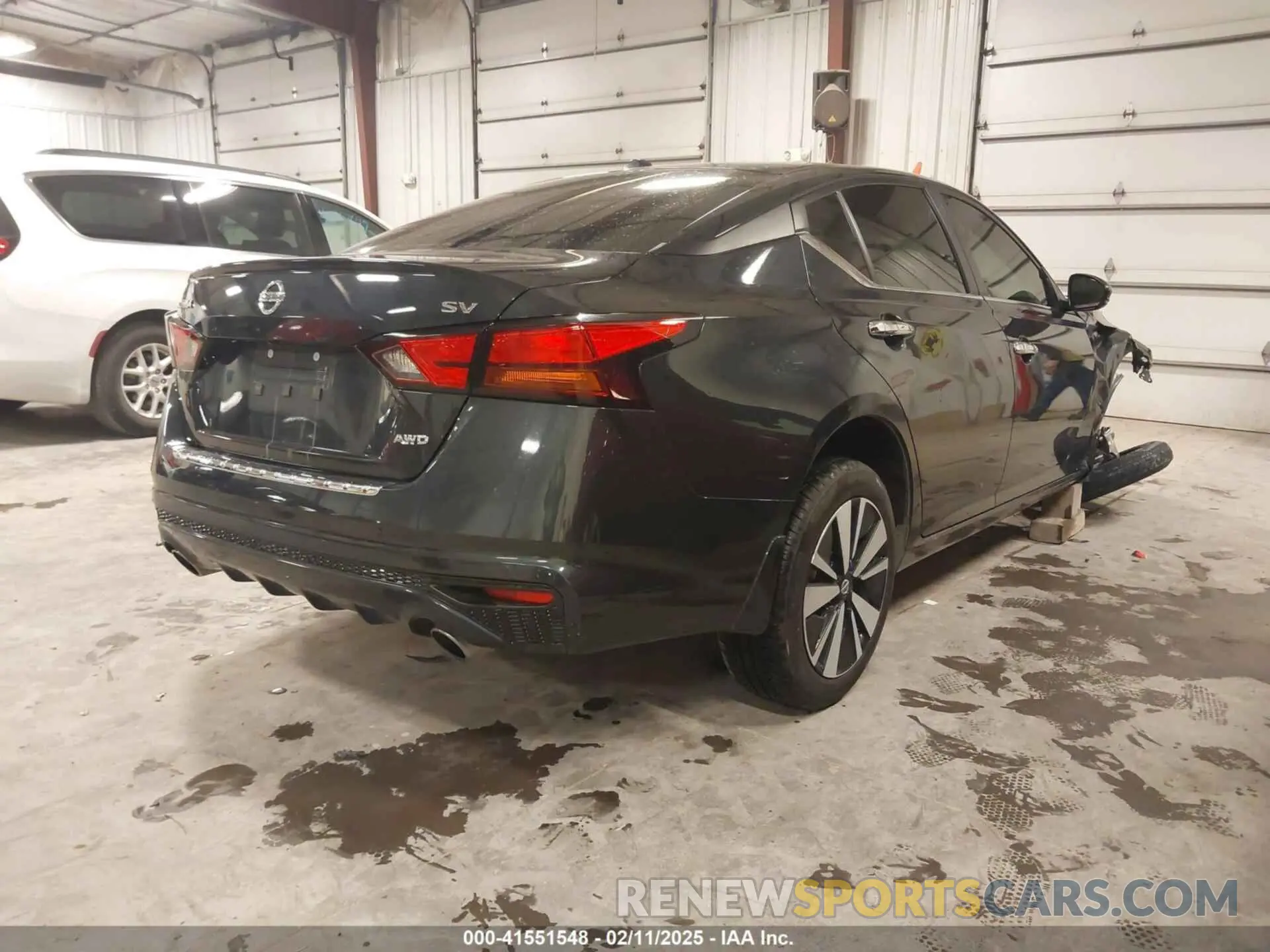 4 Photograph of a damaged car 1N4BL4DW7NN344091 NISSAN ALTIMA 2022