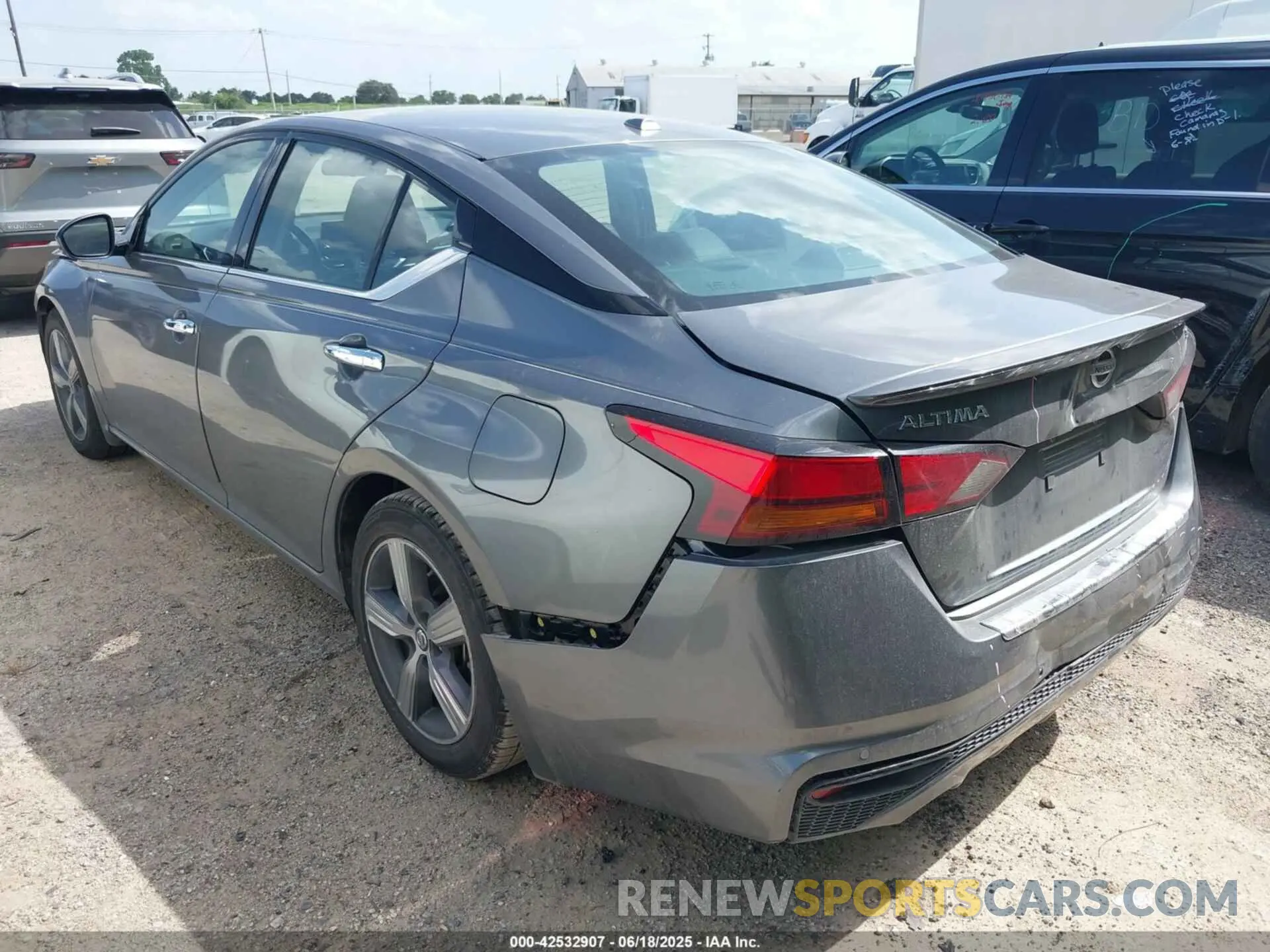 3 Фотография поврежденного автомобиля 1N4BL4EV1NN416716 NISSAN ALTIMA 2022