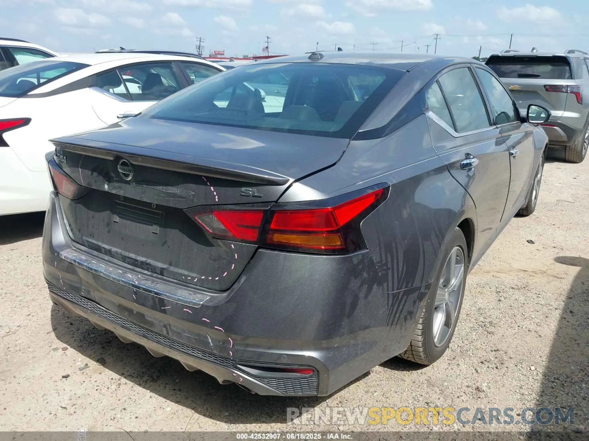 4 Фотография поврежденного автомобиля 1N4BL4EV1NN416716 NISSAN ALTIMA 2022