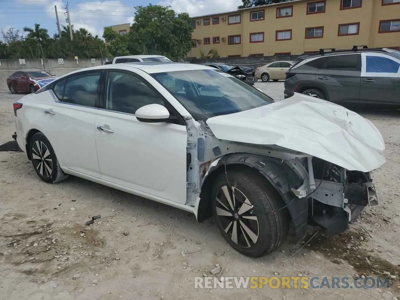 4 Photograph of a damaged car 1N4BL4EV4NN400512 NISSAN ALTIMA 2022