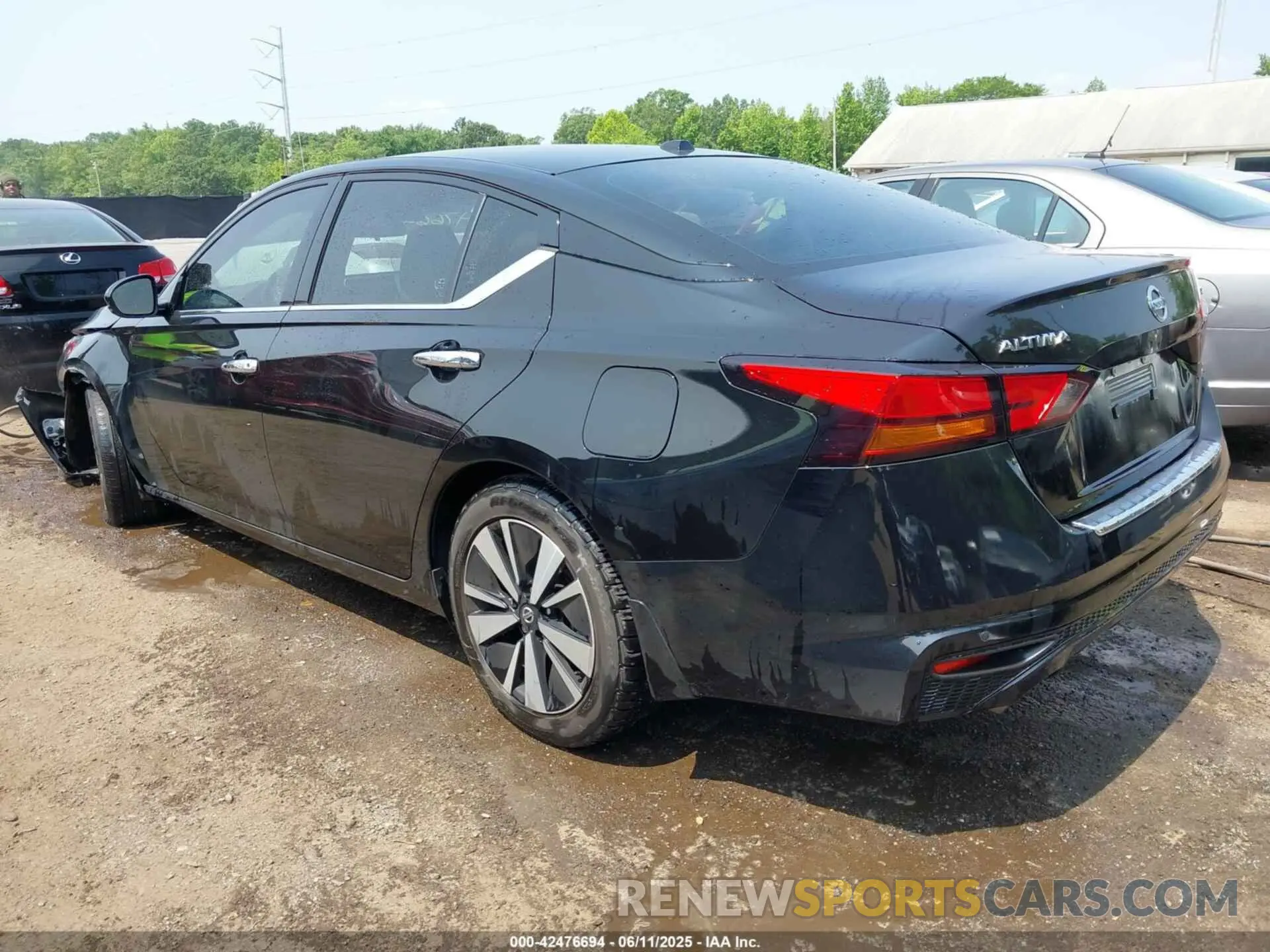 3 Photograph of a damaged car 1N4BL4EV5NN393862 NISSAN ALTIMA 2022