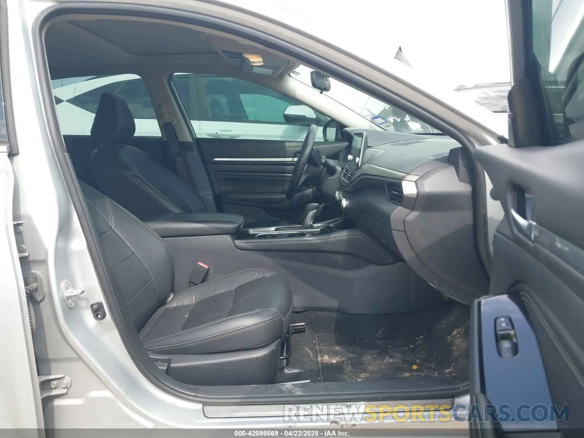 5 Фотография поврежденного автомобиля 1N4BL4EVXNN414981 NISSAN ALTIMA 2022