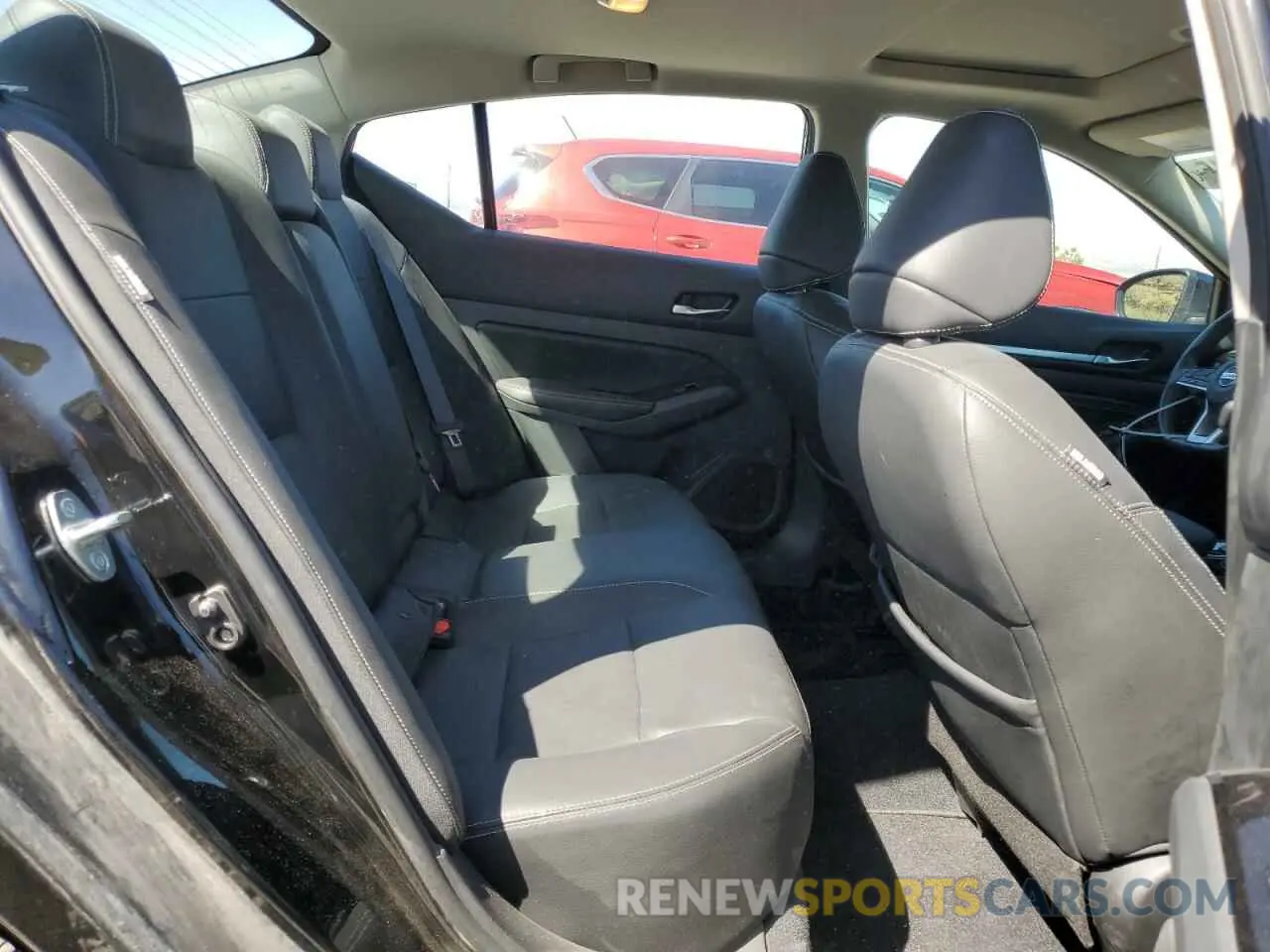 10 Photograph of a damaged car 1N4BL4EW3NN409968 NISSAN ALTIMA 2022