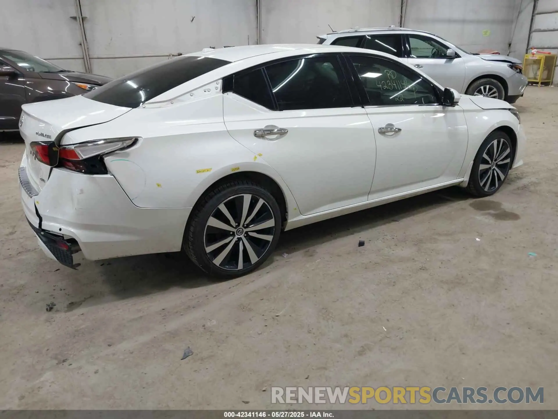 4 Photograph of a damaged car 1N4BL4FW1NN317949 NISSAN ALTIMA 2022