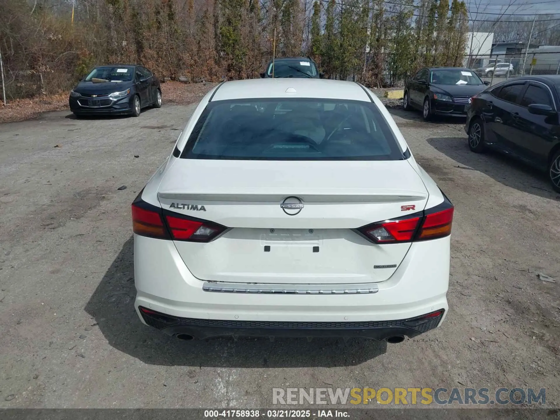17 Photograph of a damaged car 1N4AL4CVXPN323551 NISSAN ALTIMA 2023