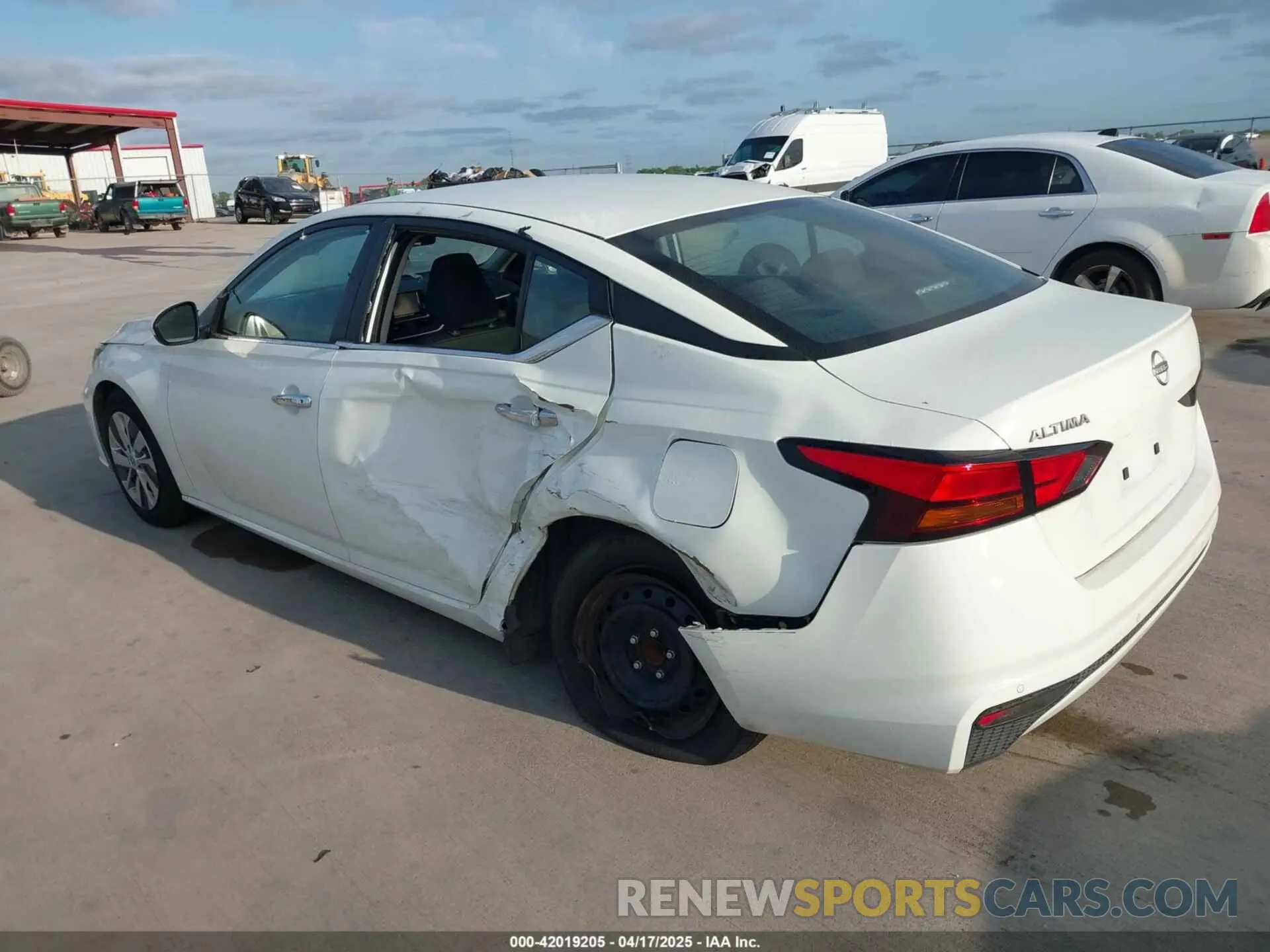 3 Фотография поврежденного автомобиля 1N4BL4BV0PN344432 NISSAN ALTIMA 2023